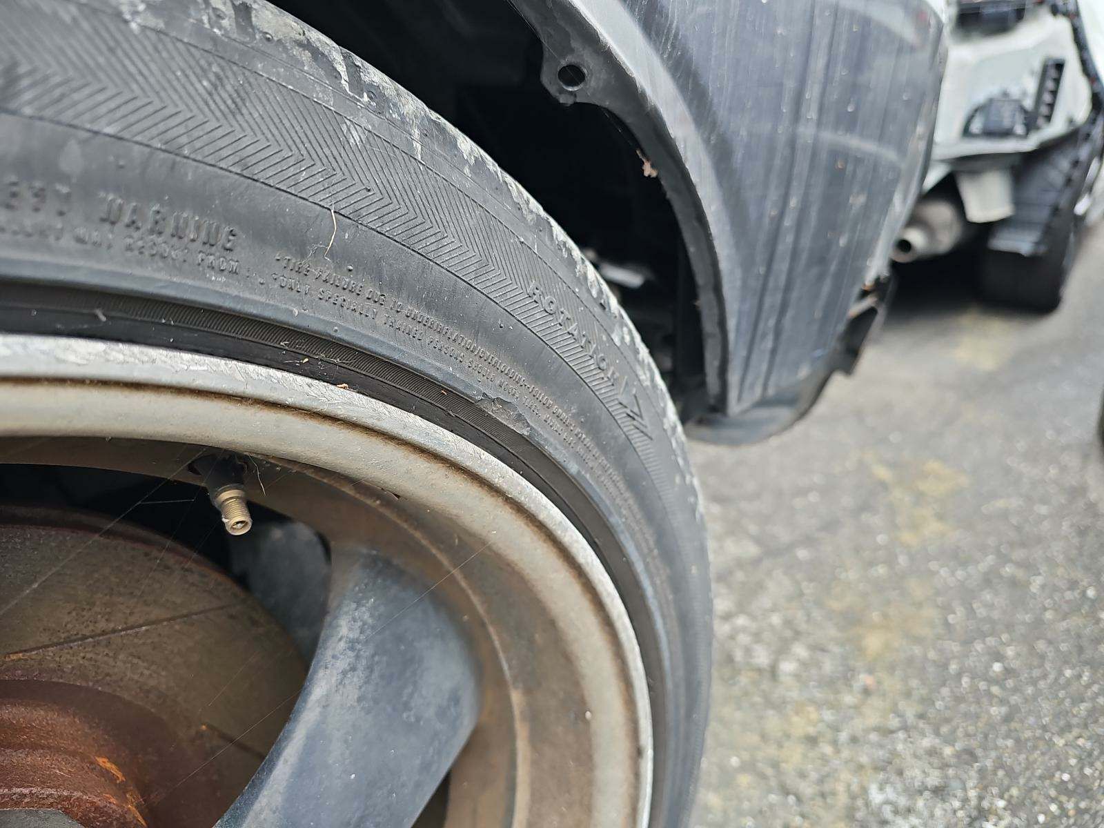 2012 Dodge Challenger SRT8 392 RWD