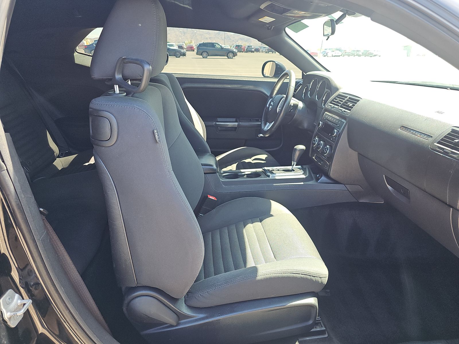 2013 Dodge Challenger SXT RWD