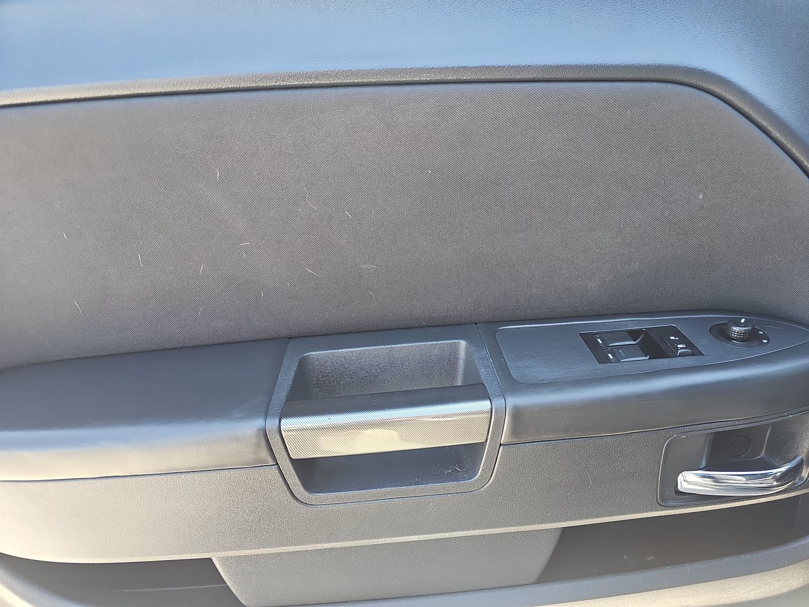 2013 Dodge Challenger SXT RWD