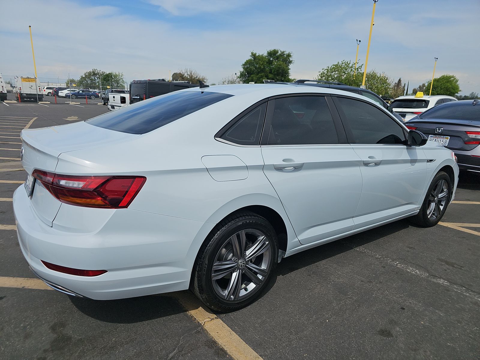2019 Volkswagen Jetta 1.4T R-Line FWD