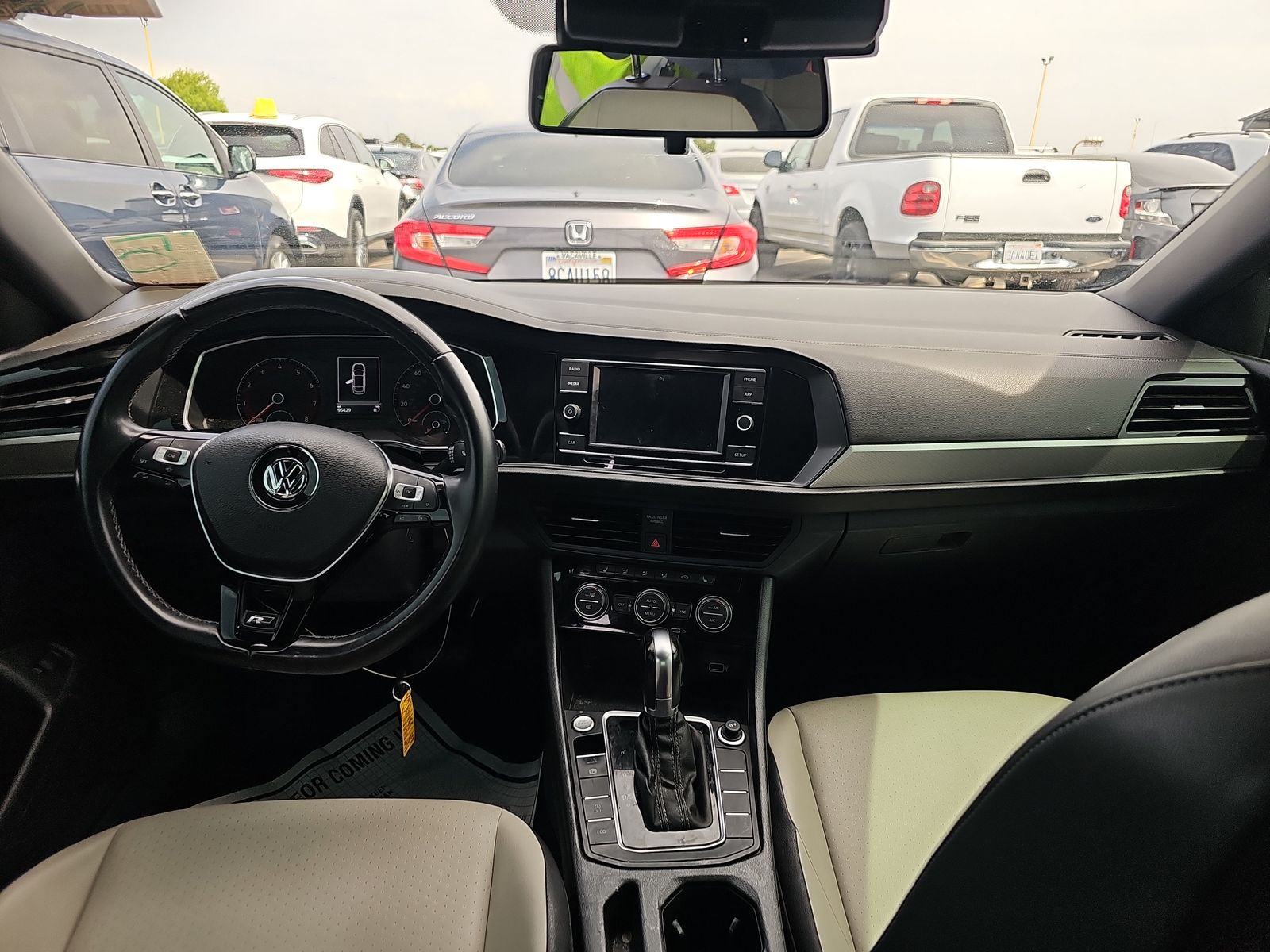 2019 Volkswagen Jetta 1.4T R-Line FWD