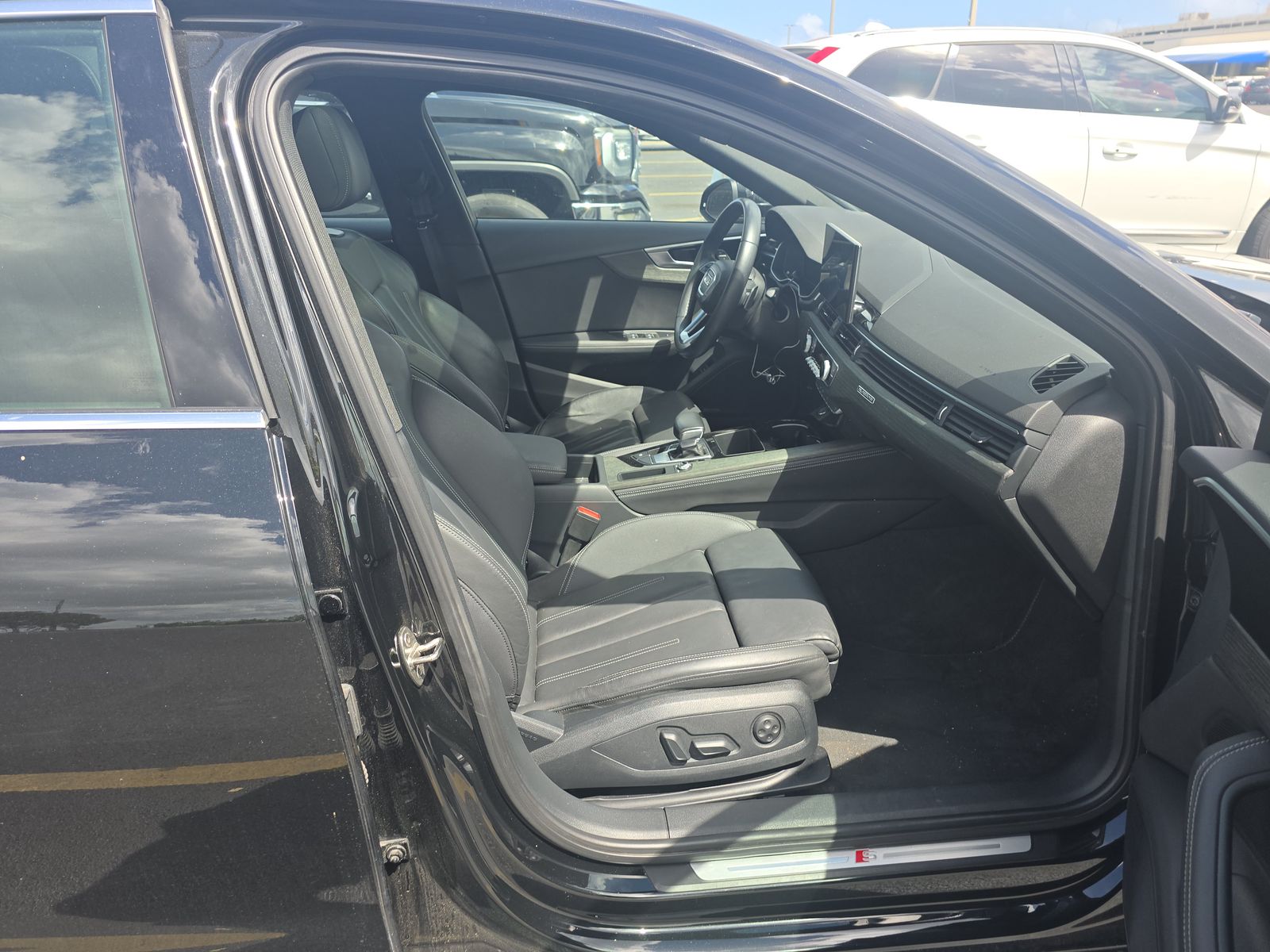 2023 Audi A4 S line Premium Plus AWD