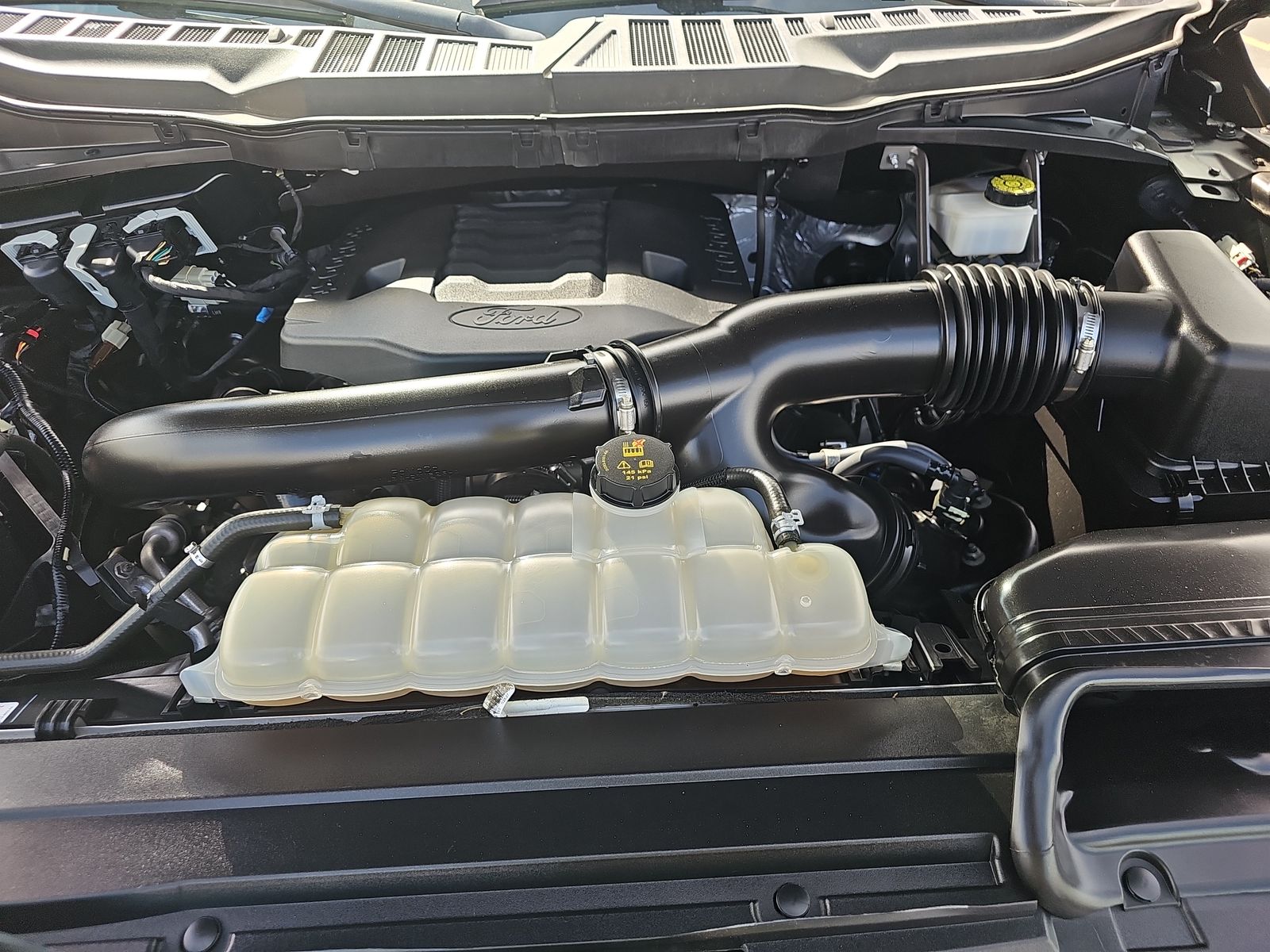 2022 Ford F-150 XLT AWD