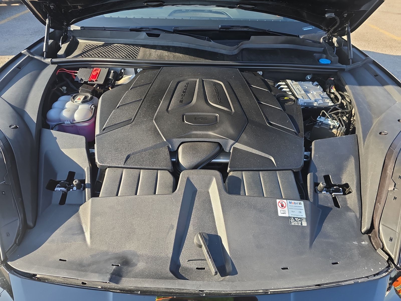2024 Porsche Cayenne Base AWD