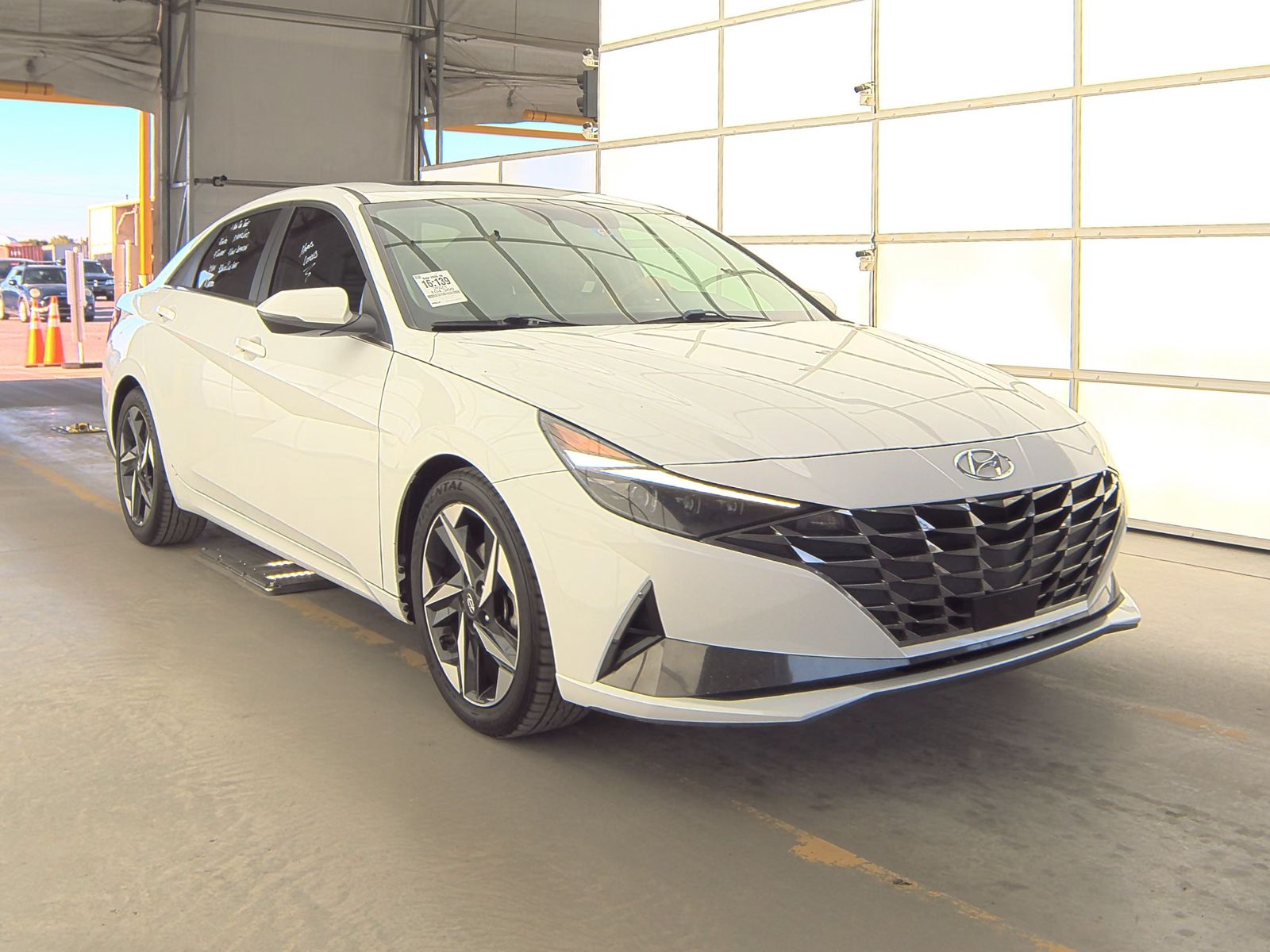 2021 Hyundai Elantra Limited FWD