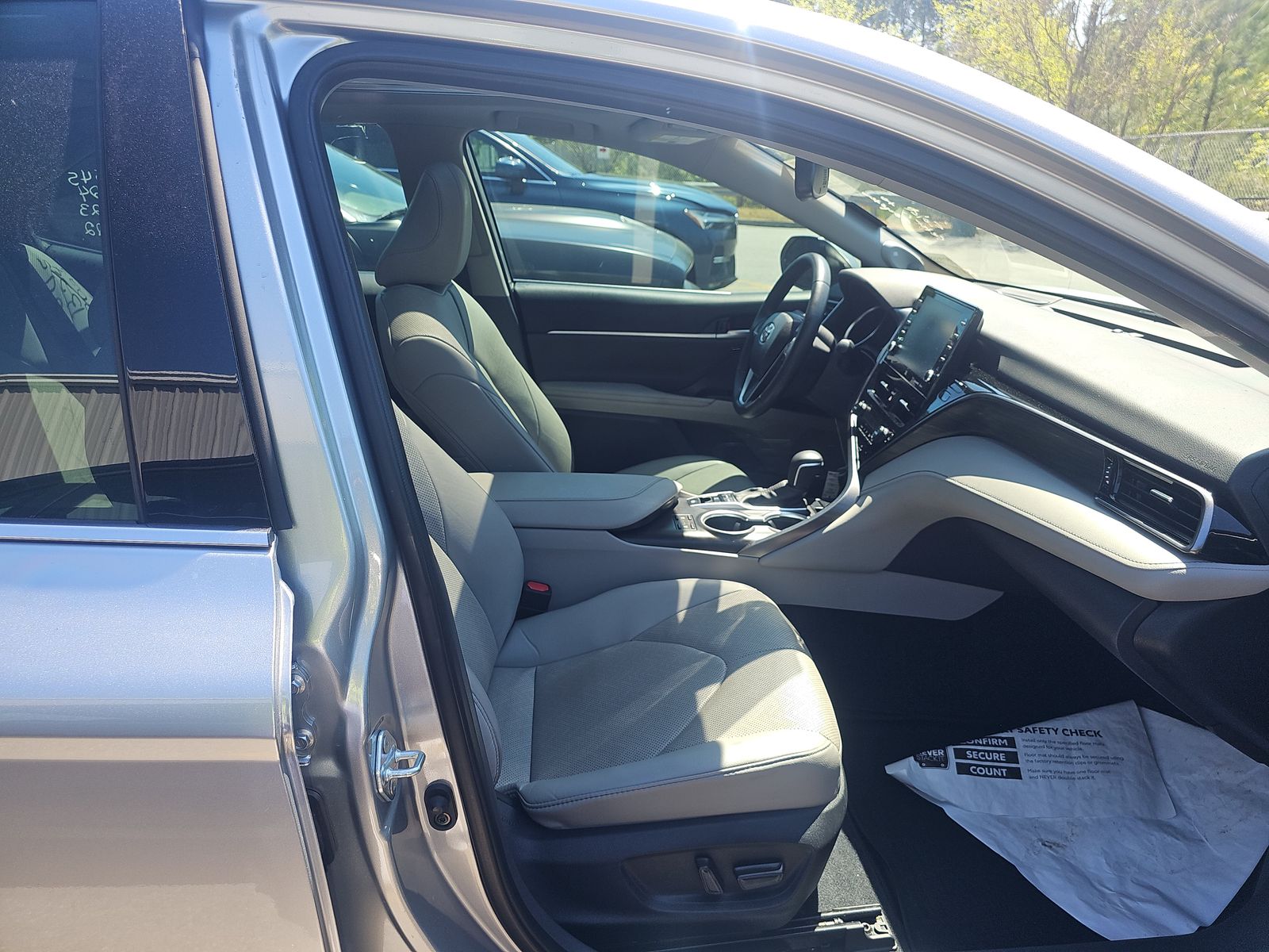 2023 Toyota Camry XLE FWD