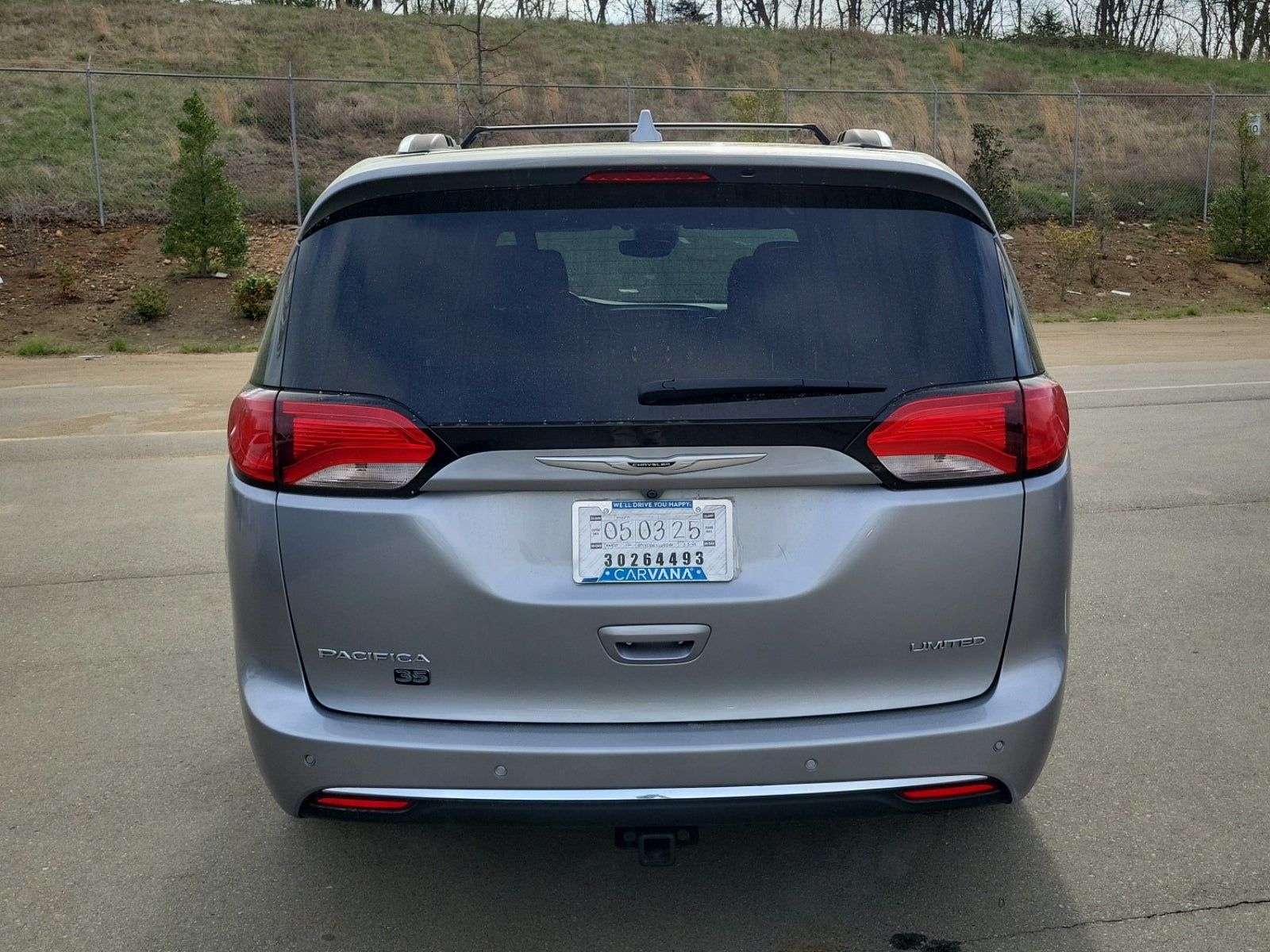 2020 Chrysler Pacifica Limited 35th Anniversary FWD