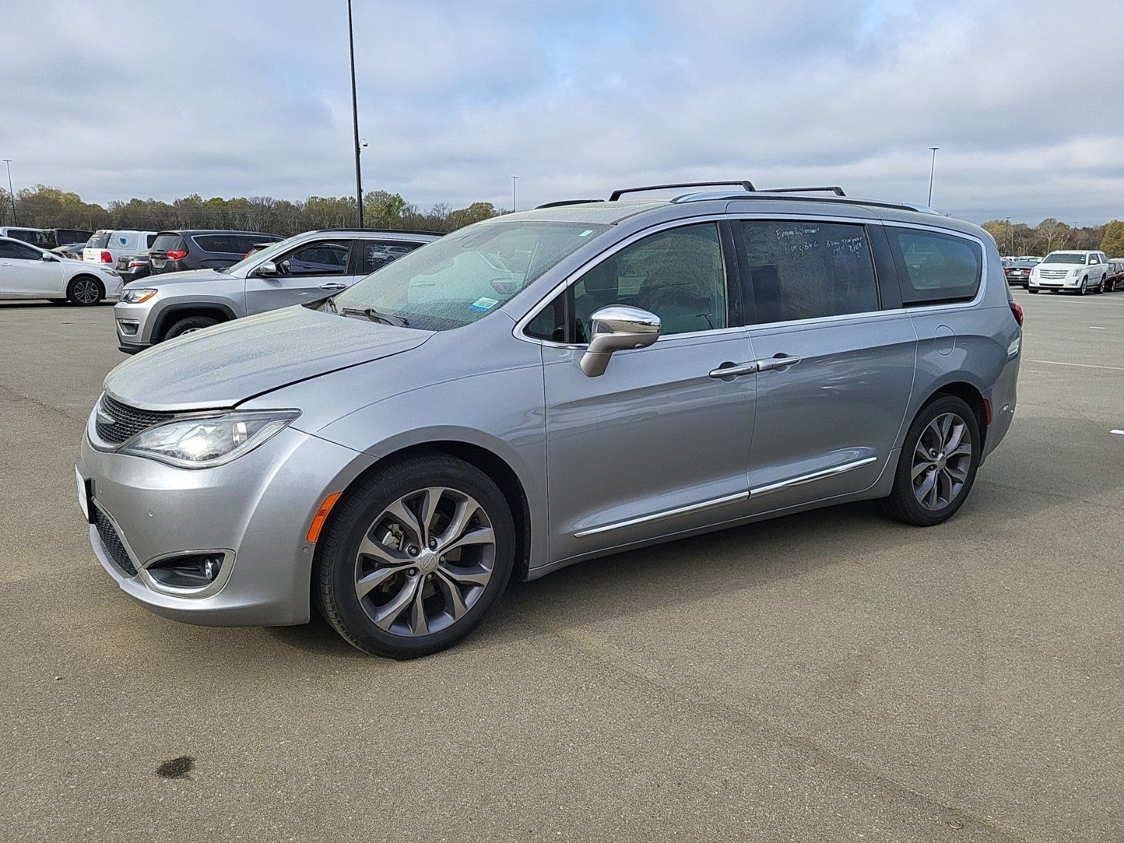 2020 Chrysler Pacifica Limited 35th Anniversary FWD