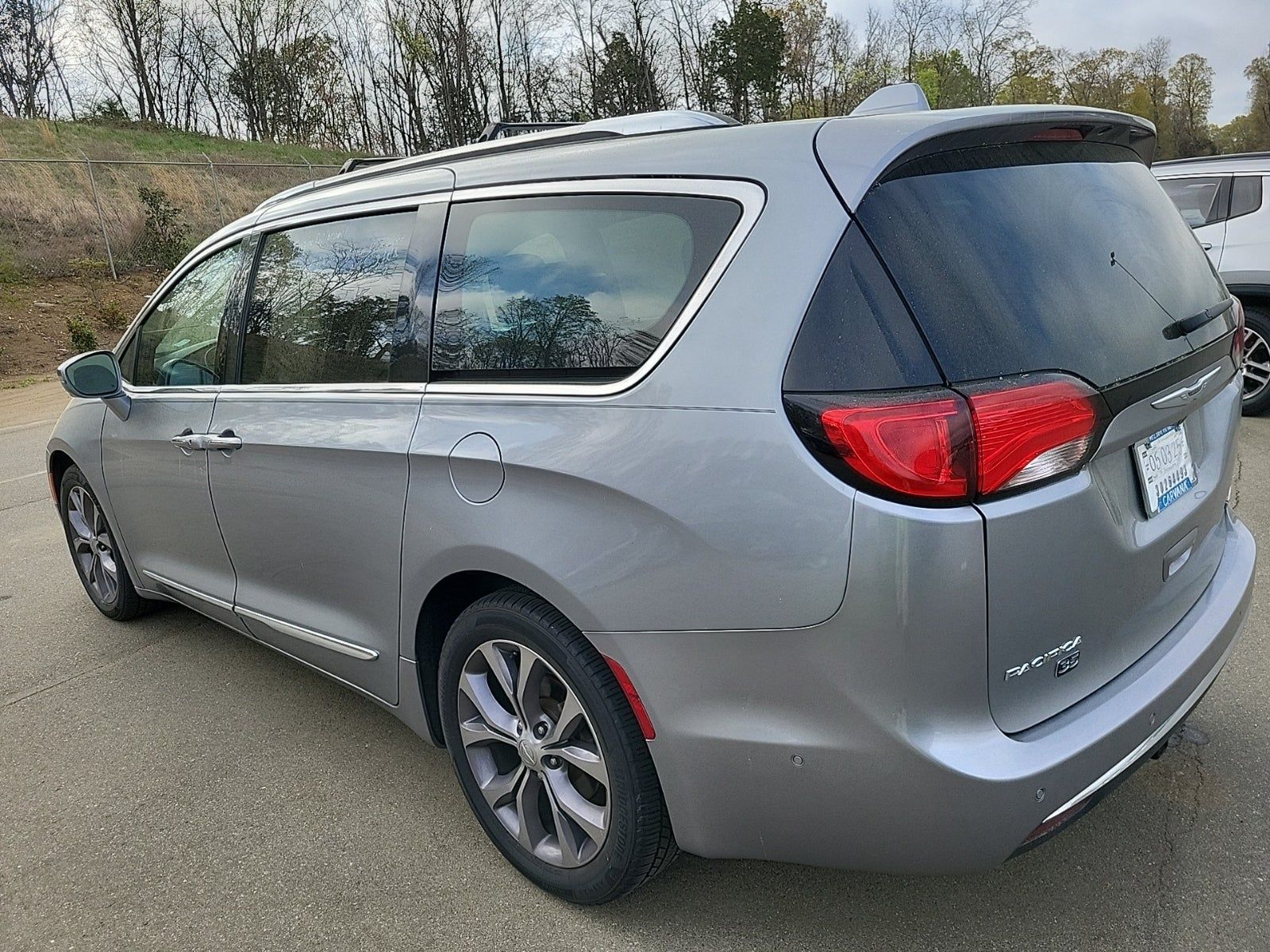2020 Chrysler Pacifica Limited 35th Anniversary FWD