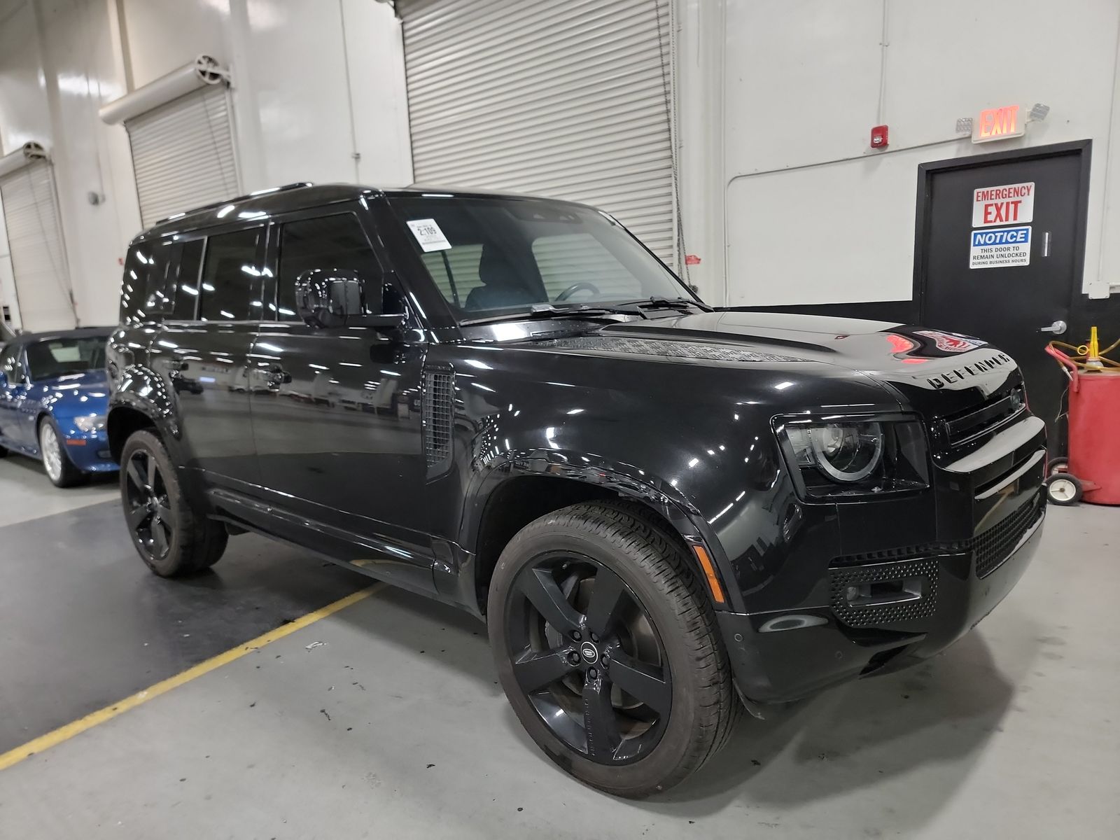 2022 Land Rover Defender 110 X-Dynamic HSE AWD