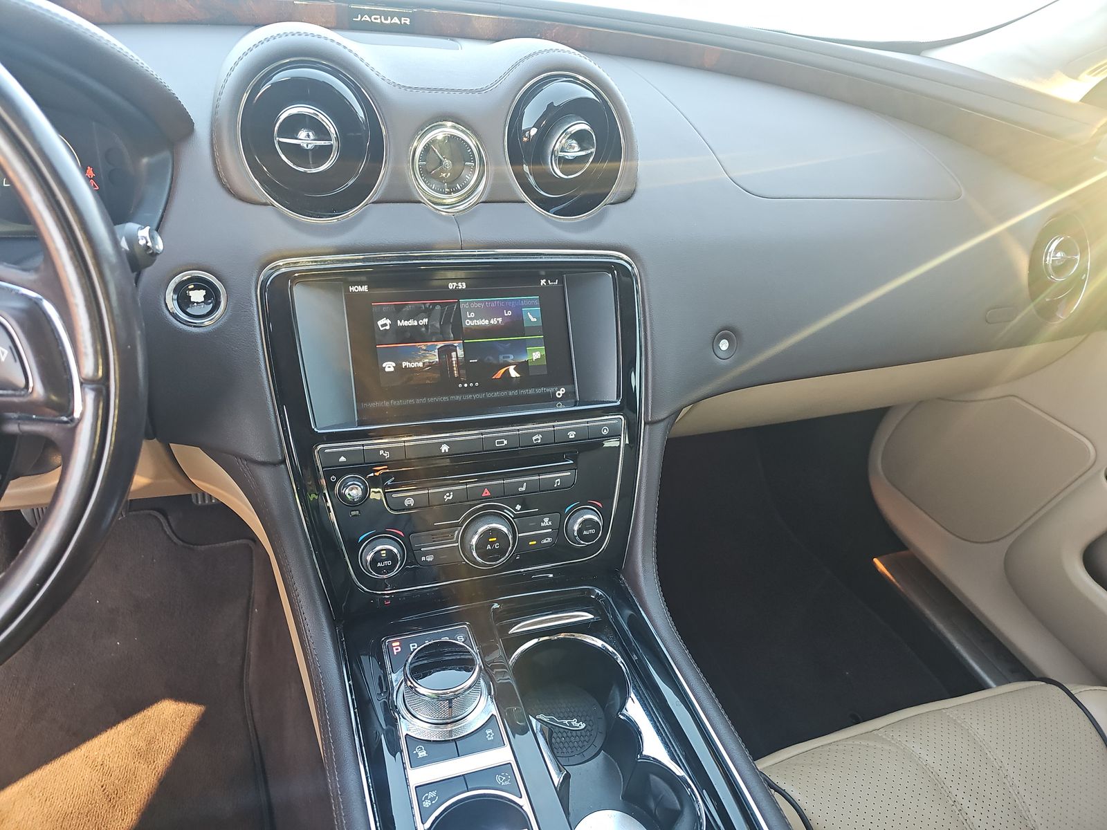 2016 Jaguar XJ R-Sport RWD