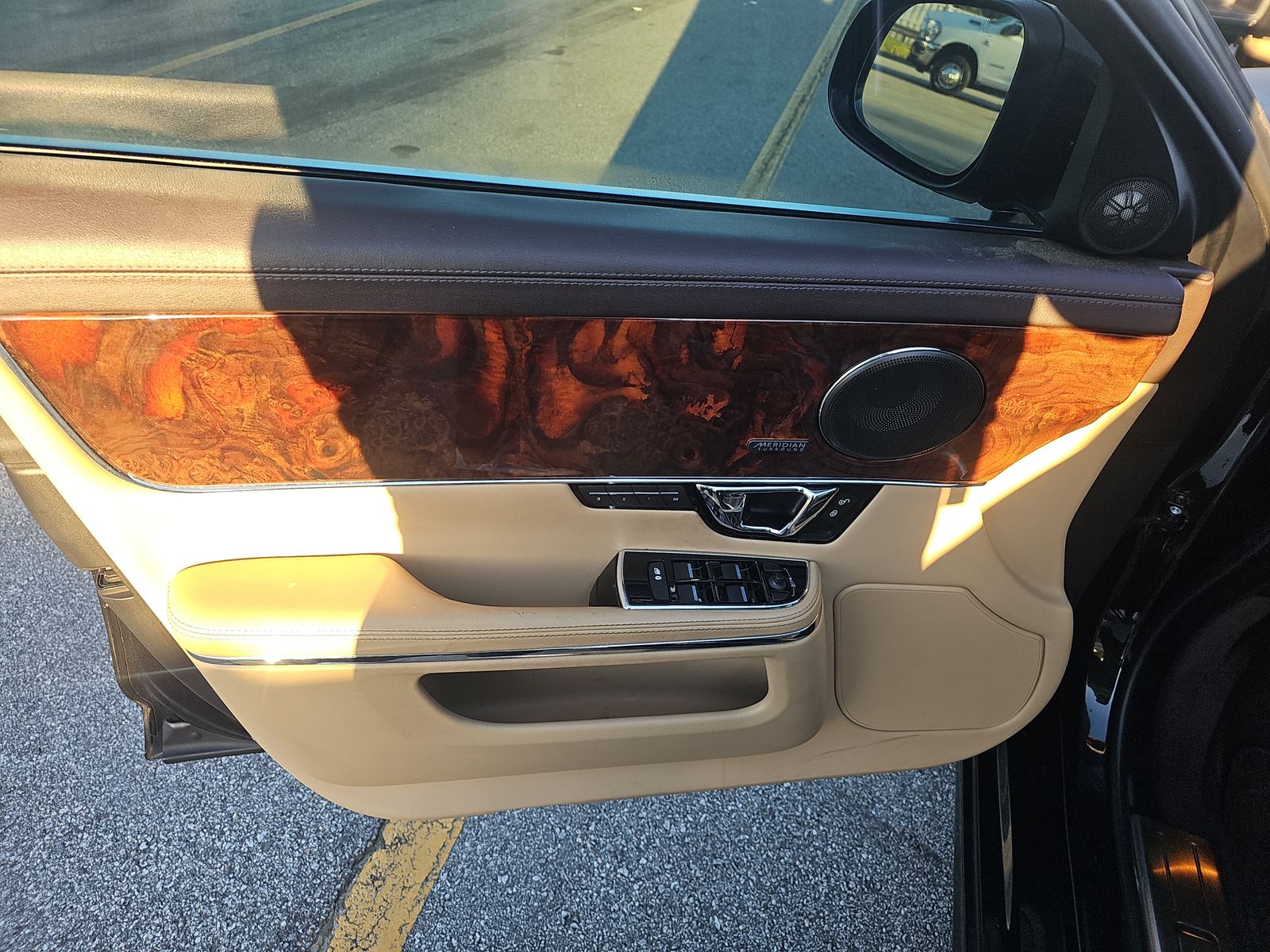 2016 Jaguar XJ R-Sport RWD