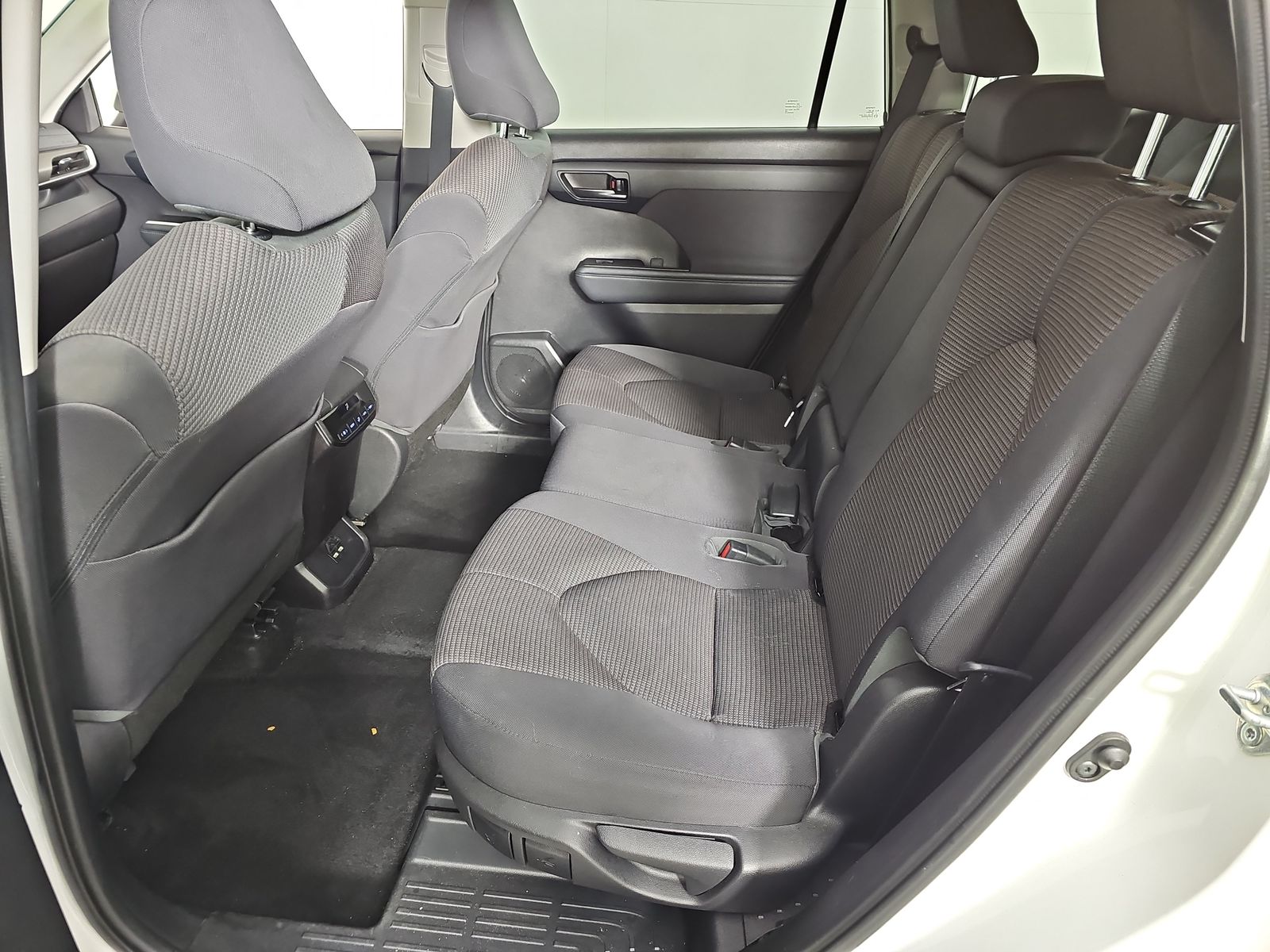 2021 Toyota Highlander LE AWD