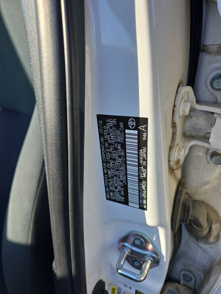 2016 Toyota Prius c Two FWD