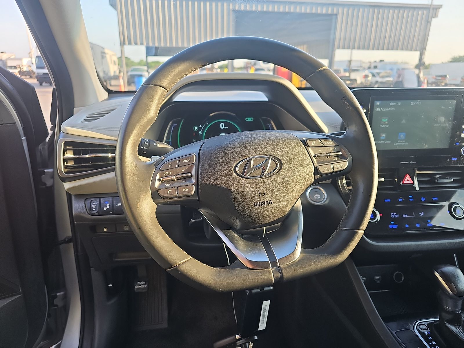 2020 Hyundai Ioniq Hybrid SE FWD