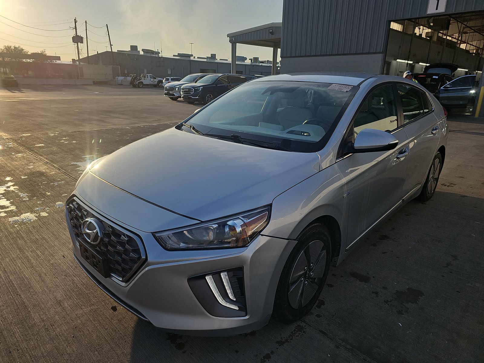 High-quality used cars Hyundai Ioniq. Only Clean Title!