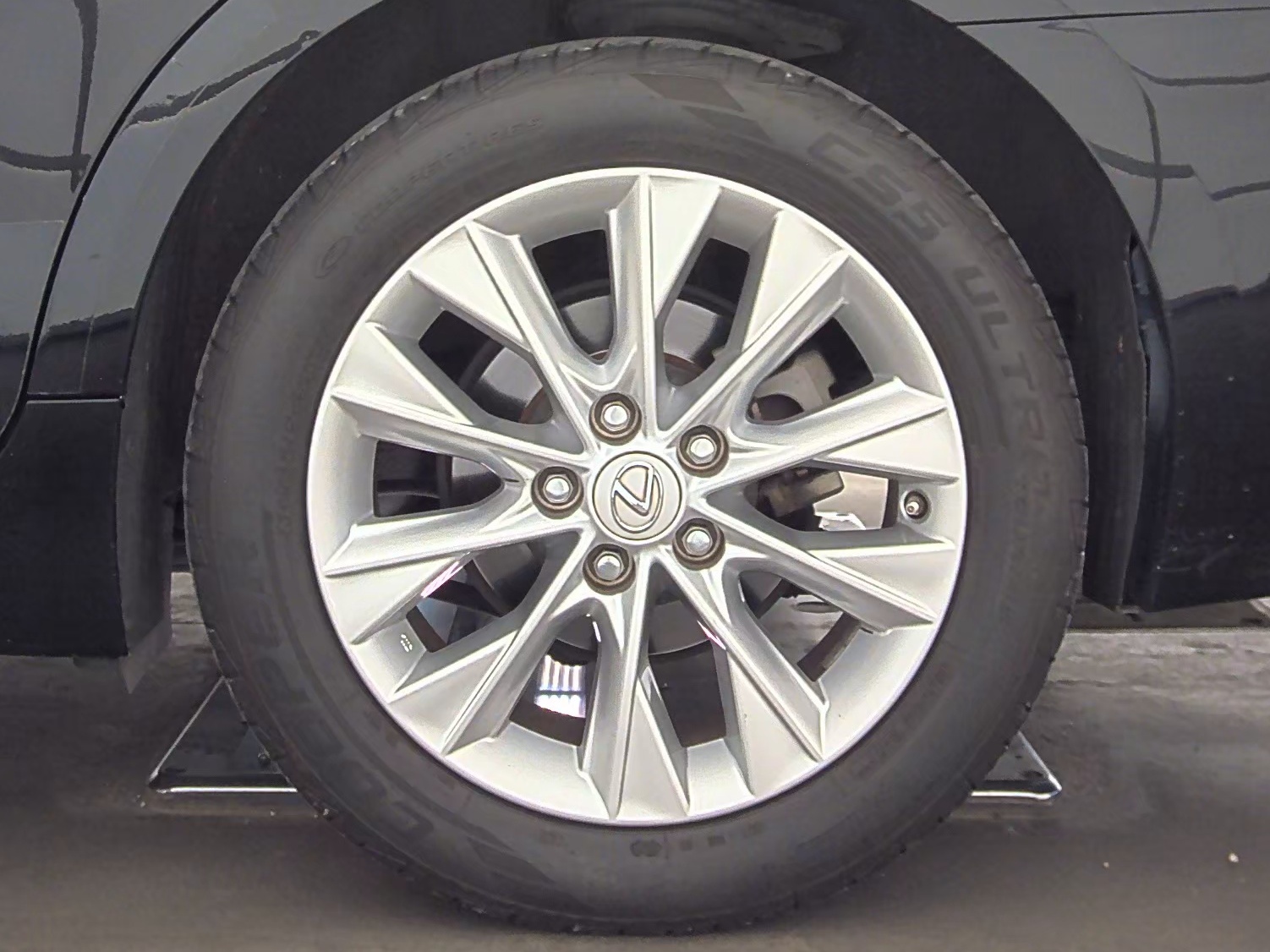 2013 Lexus ES ES 300h FWD