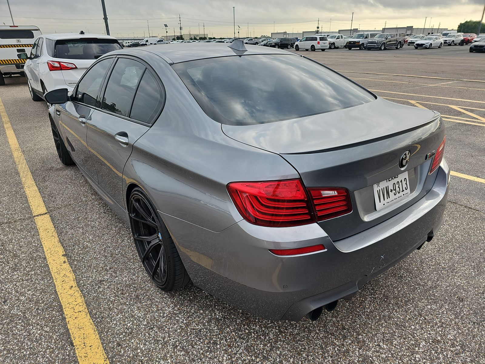 2014 BMW M5 Base RWD