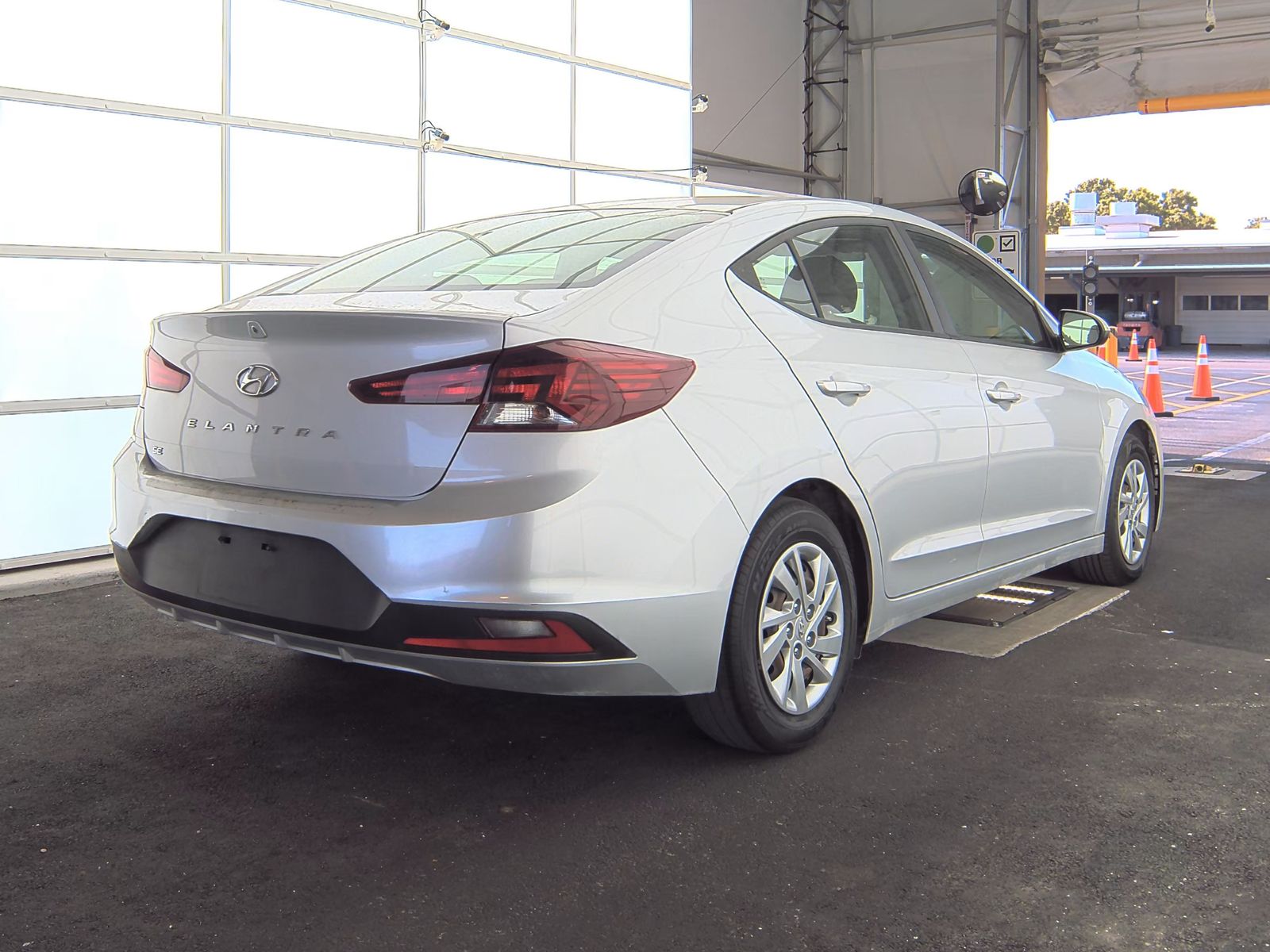 2019 Hyundai Elantra SE FWD
