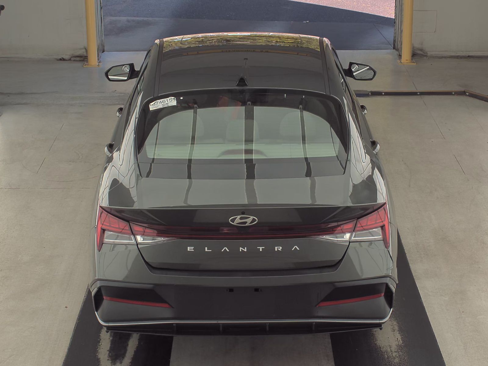 2024 Hyundai Elantra SEL FWD