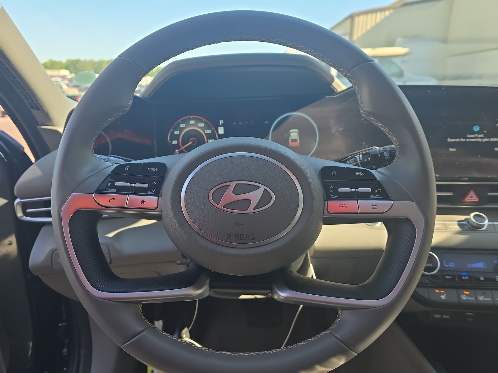 2024 Hyundai Elantra SEL FWD