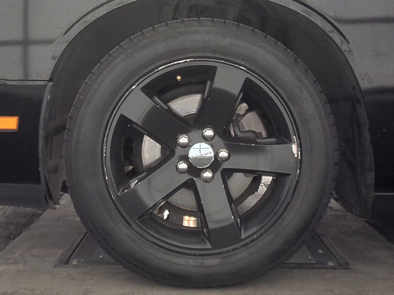 2013 Dodge Challenger SXT RWD