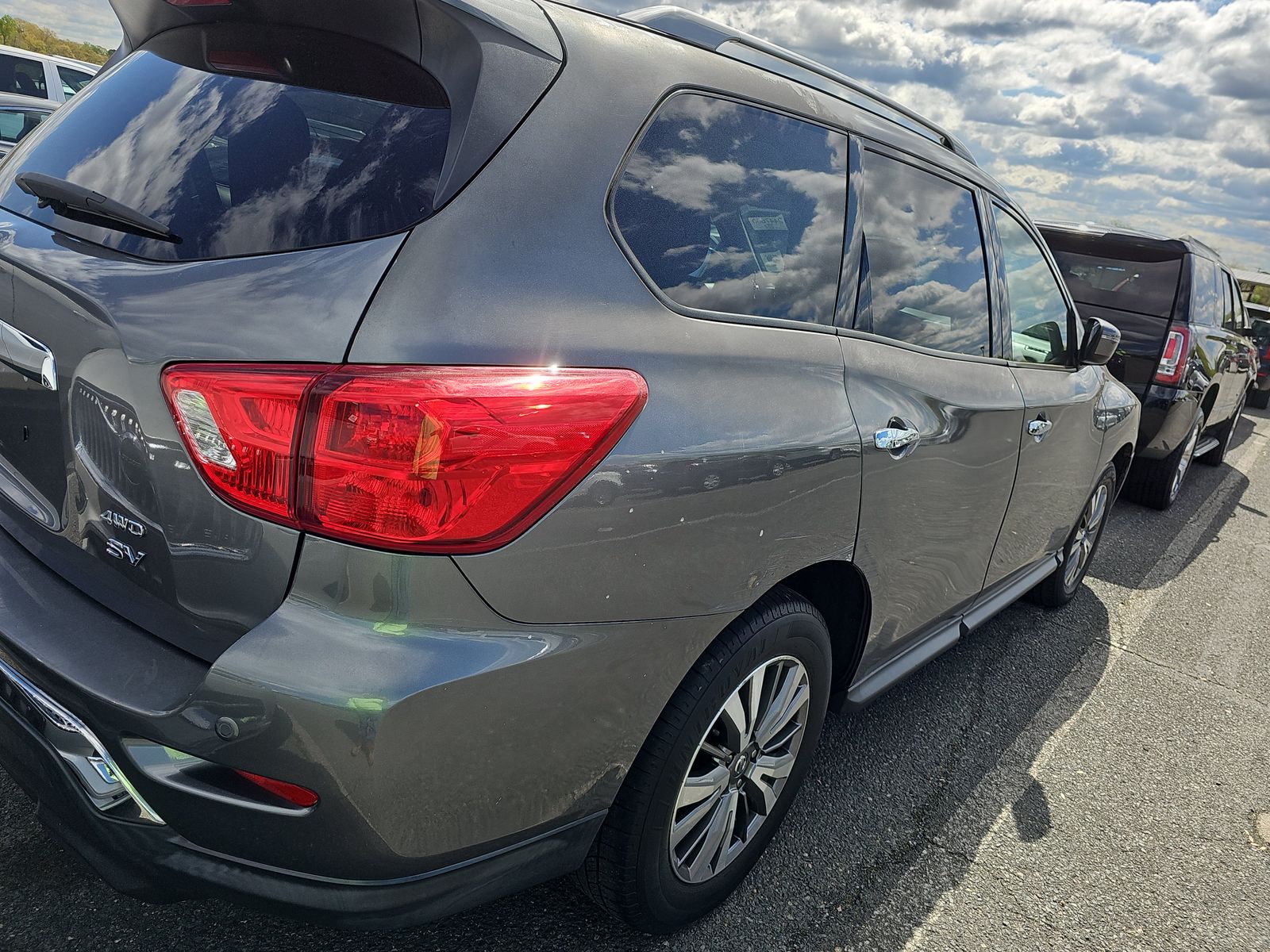 2020 Nissan Pathfinder SV AWD