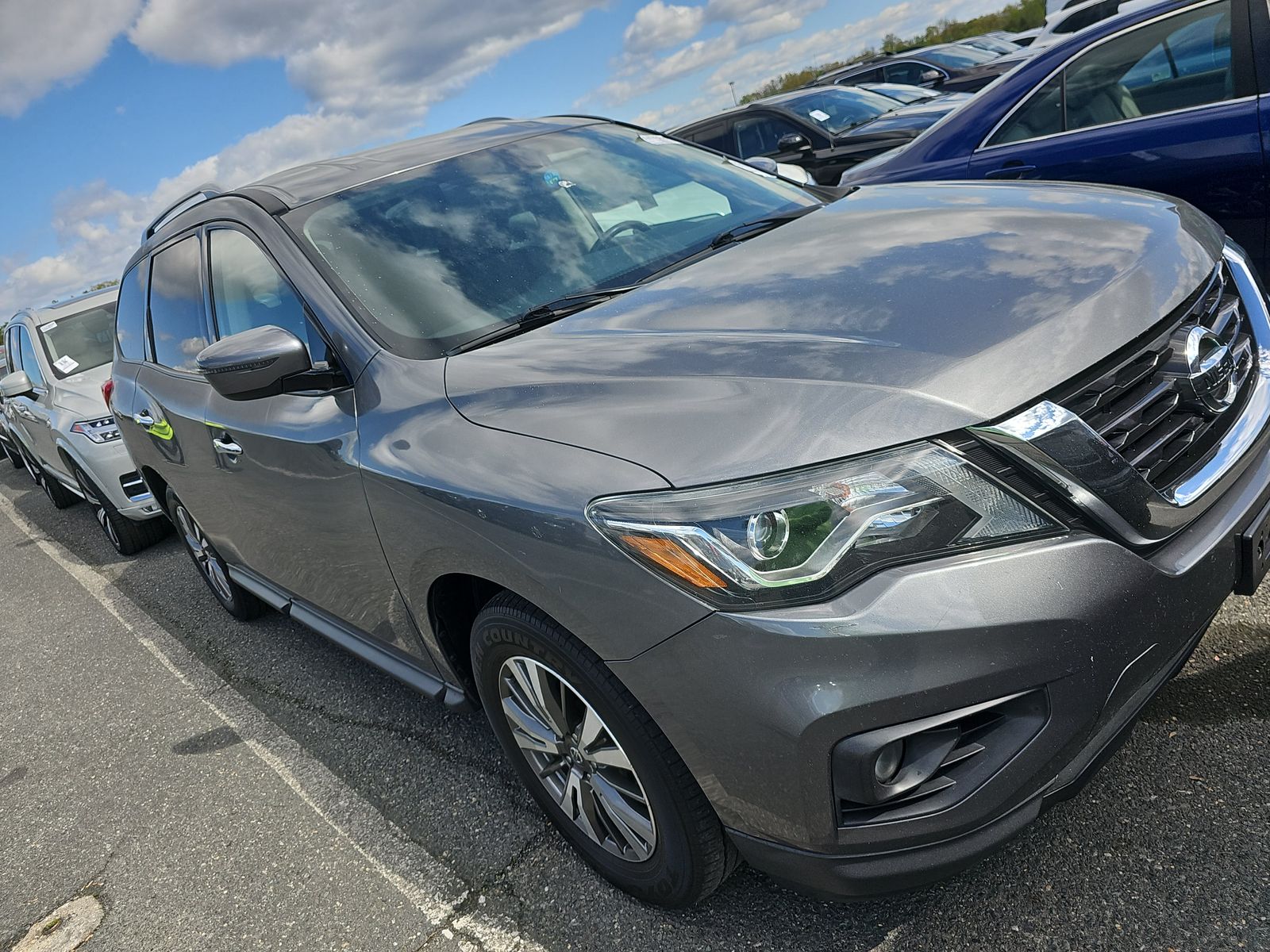 2020 Nissan Pathfinder SV AWD
