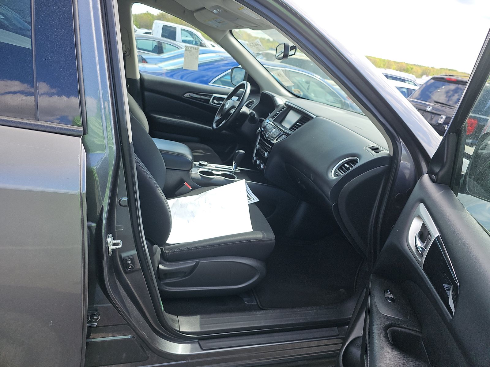 2020 Nissan Pathfinder SV AWD