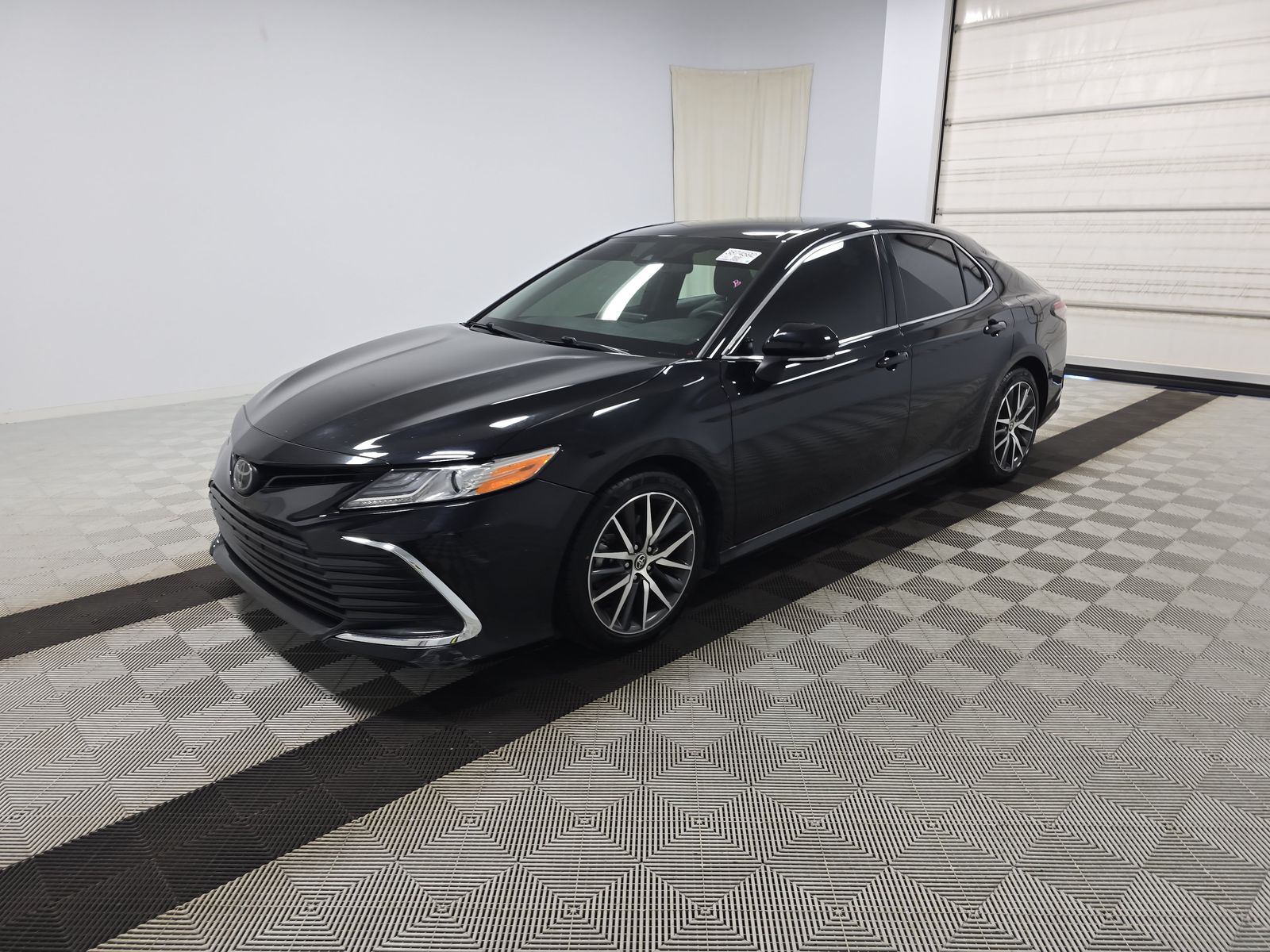 2022 Toyota Camry XLE FWD