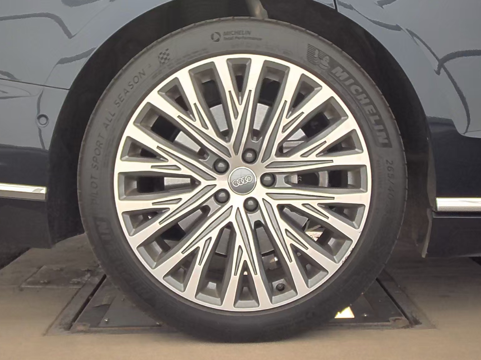 2019 Audi A8 L Base AWD