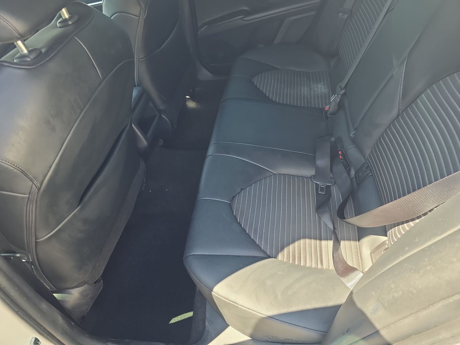 2022 Toyota Camry SE FWD