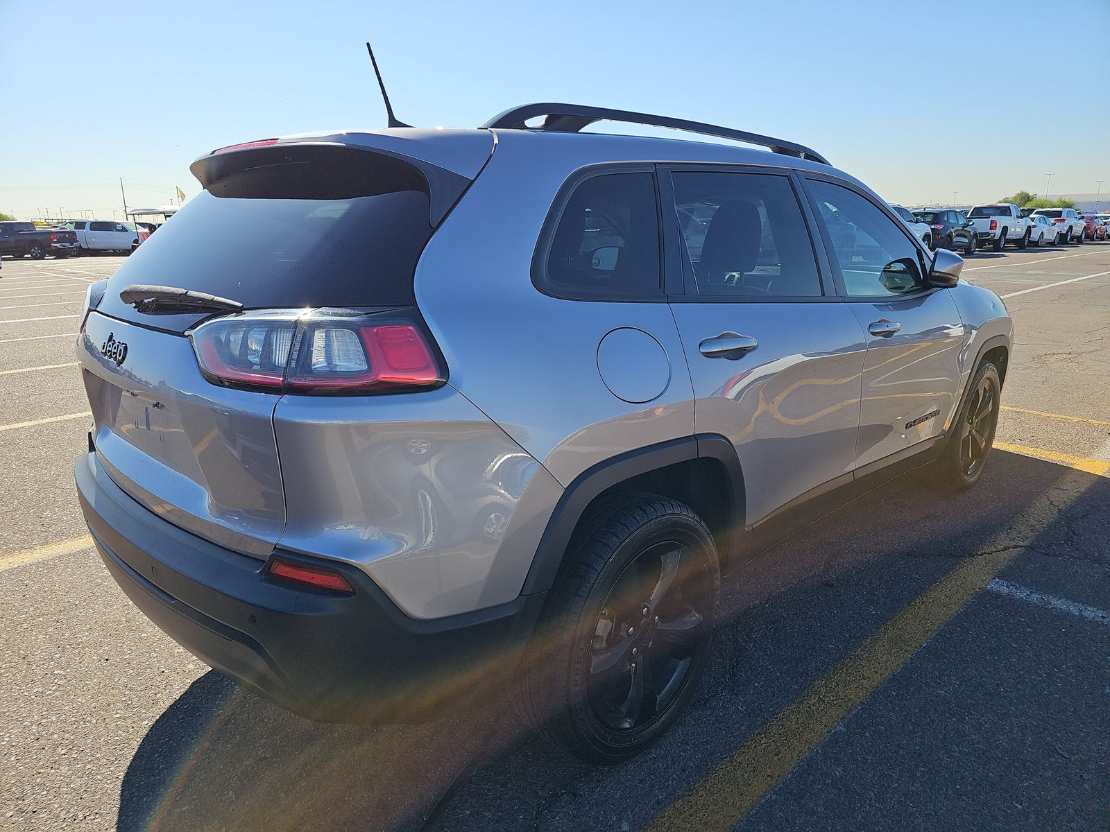 2020 Jeep Cherokee Latitude Altitude Edition FWD