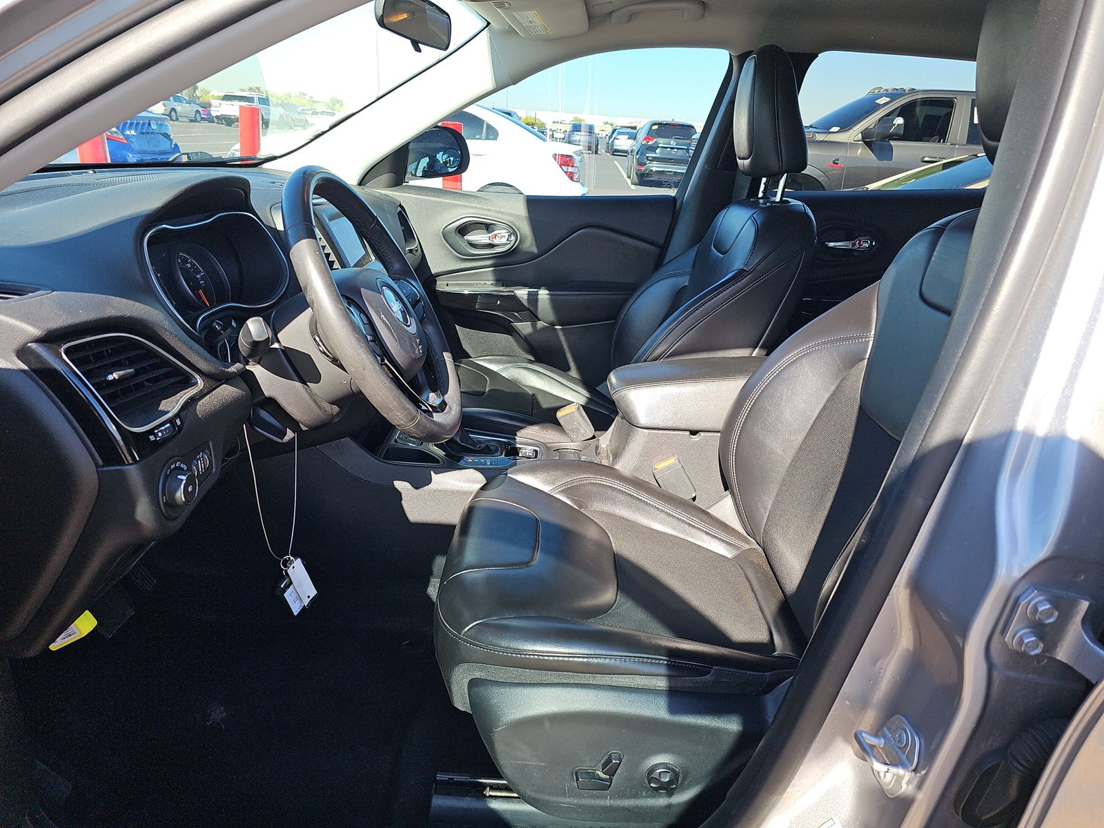 2020 Jeep Cherokee Latitude Altitude Edition FWD