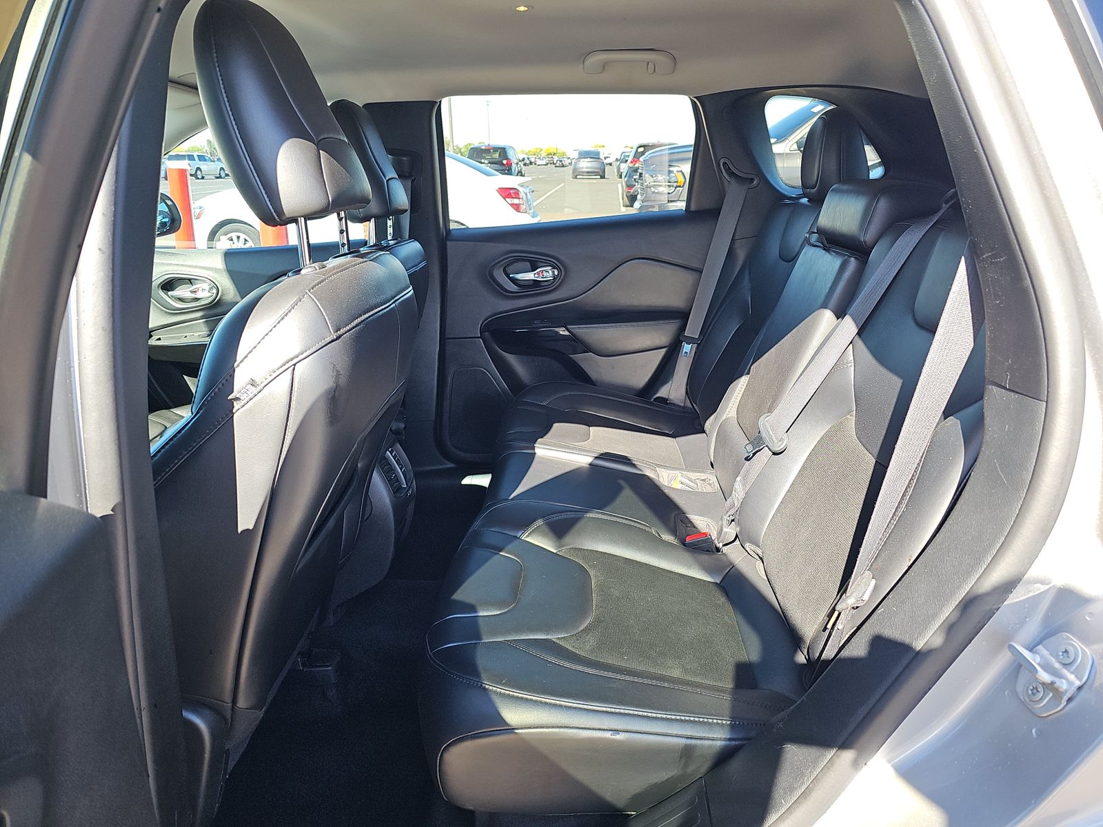 2020 Jeep Cherokee Latitude Altitude Edition FWD