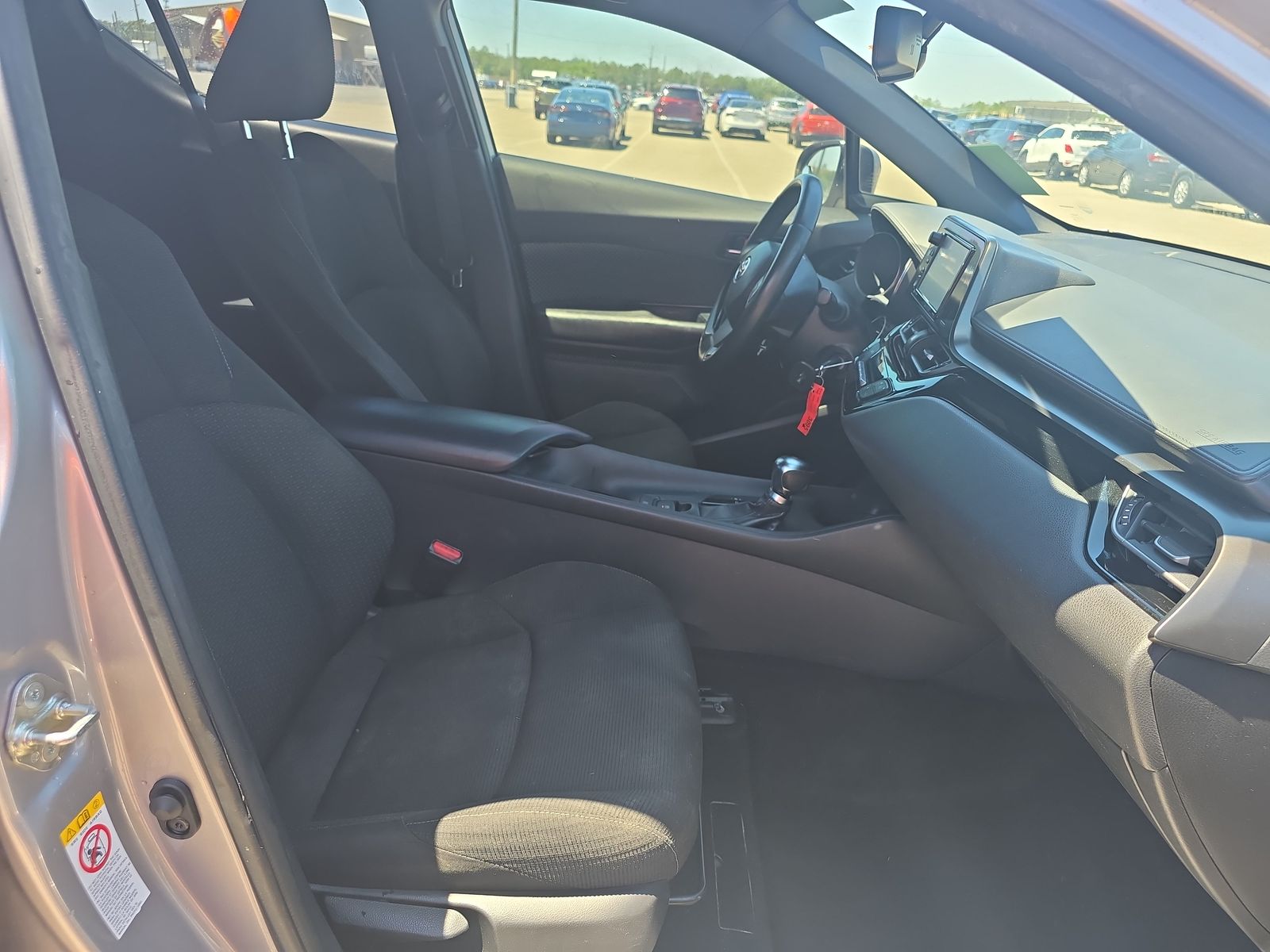 2018 Toyota C-HR XLE FWD