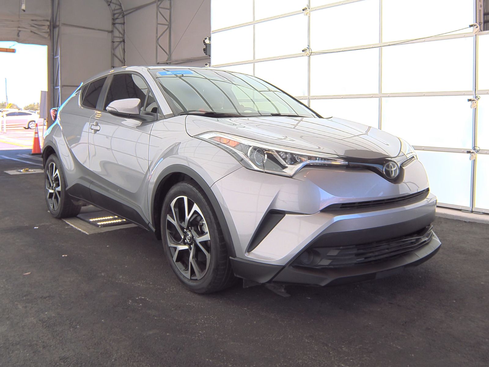 2018 Toyota C-HR XLE FWD