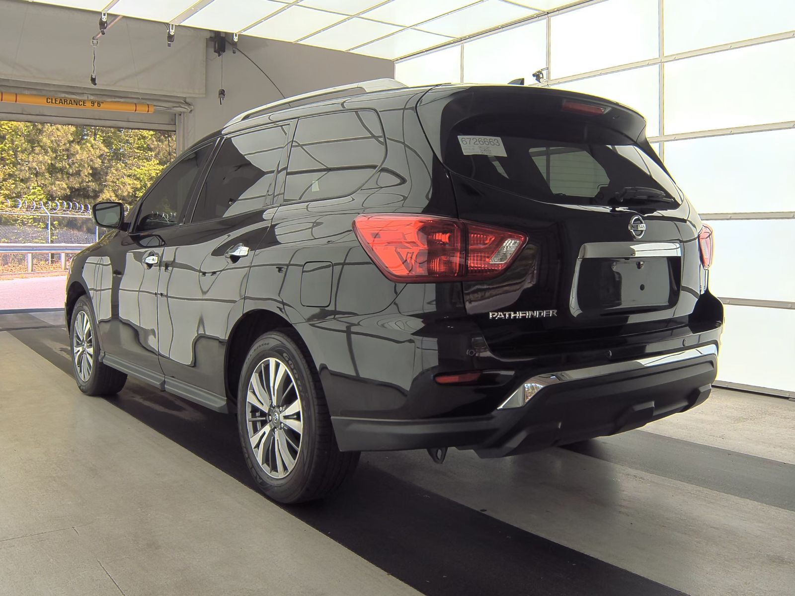 2020 Nissan Pathfinder S FWD