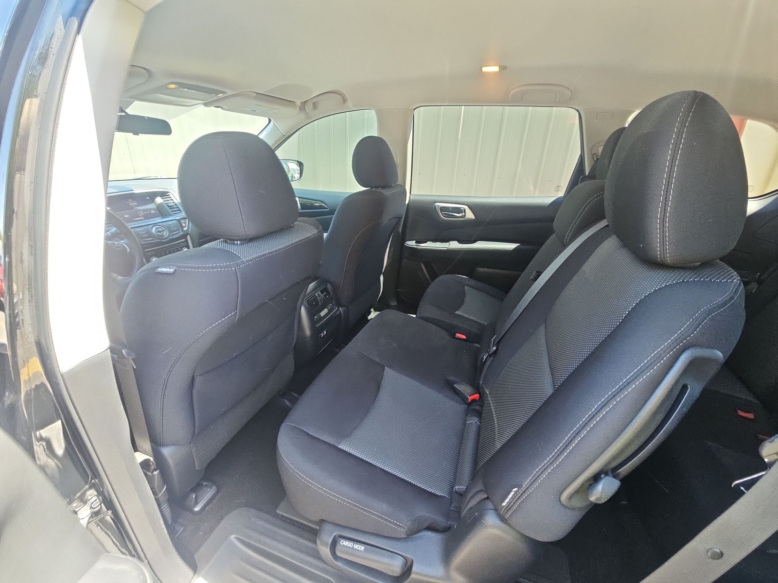2020 Nissan Pathfinder S FWD