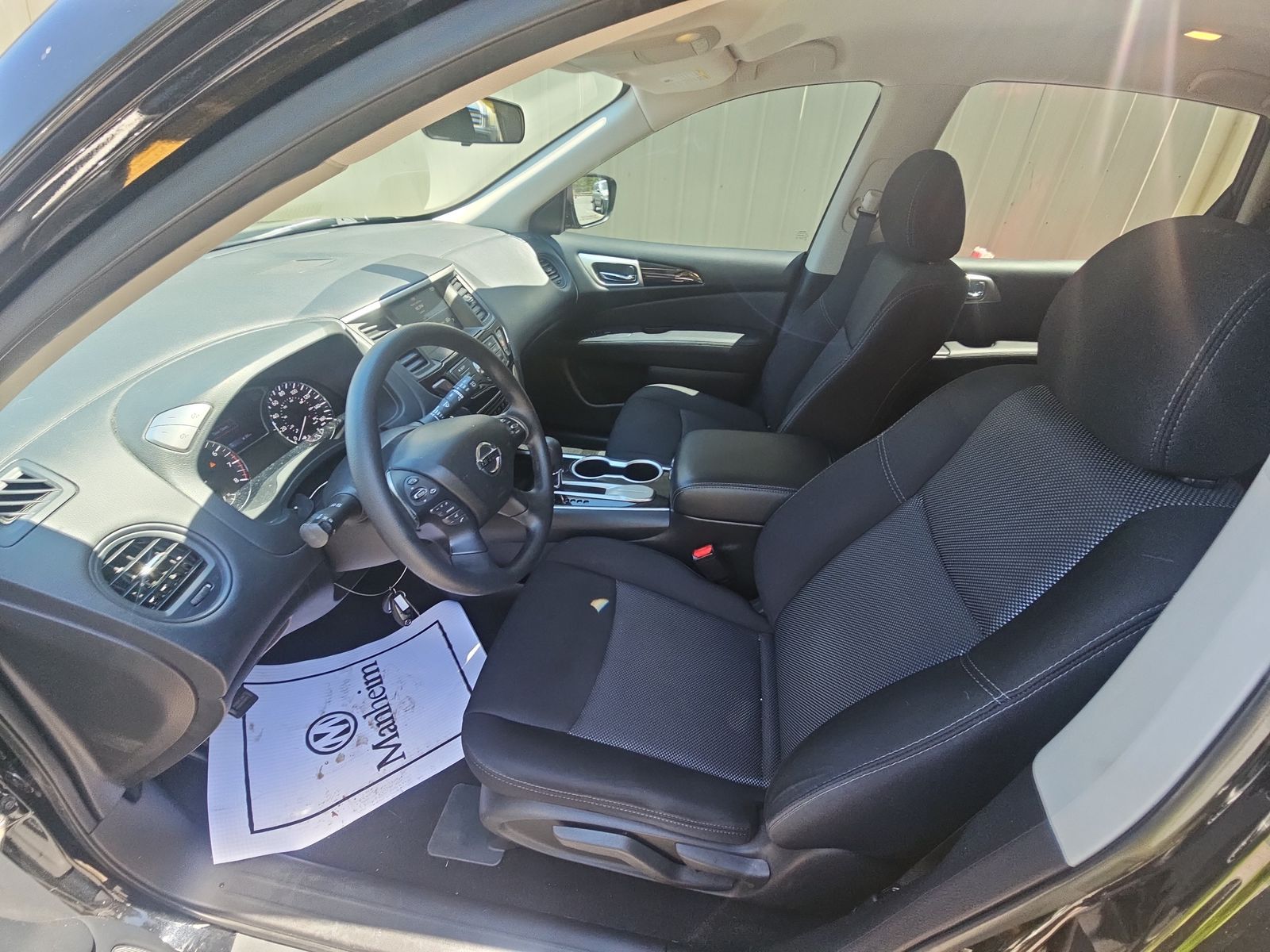 2020 Nissan Pathfinder S FWD