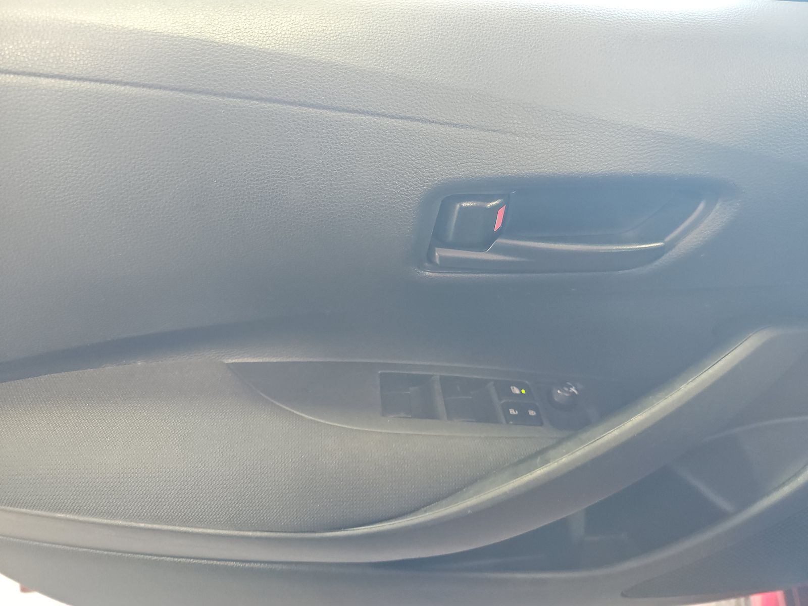 2022 Toyota Corolla LE FWD