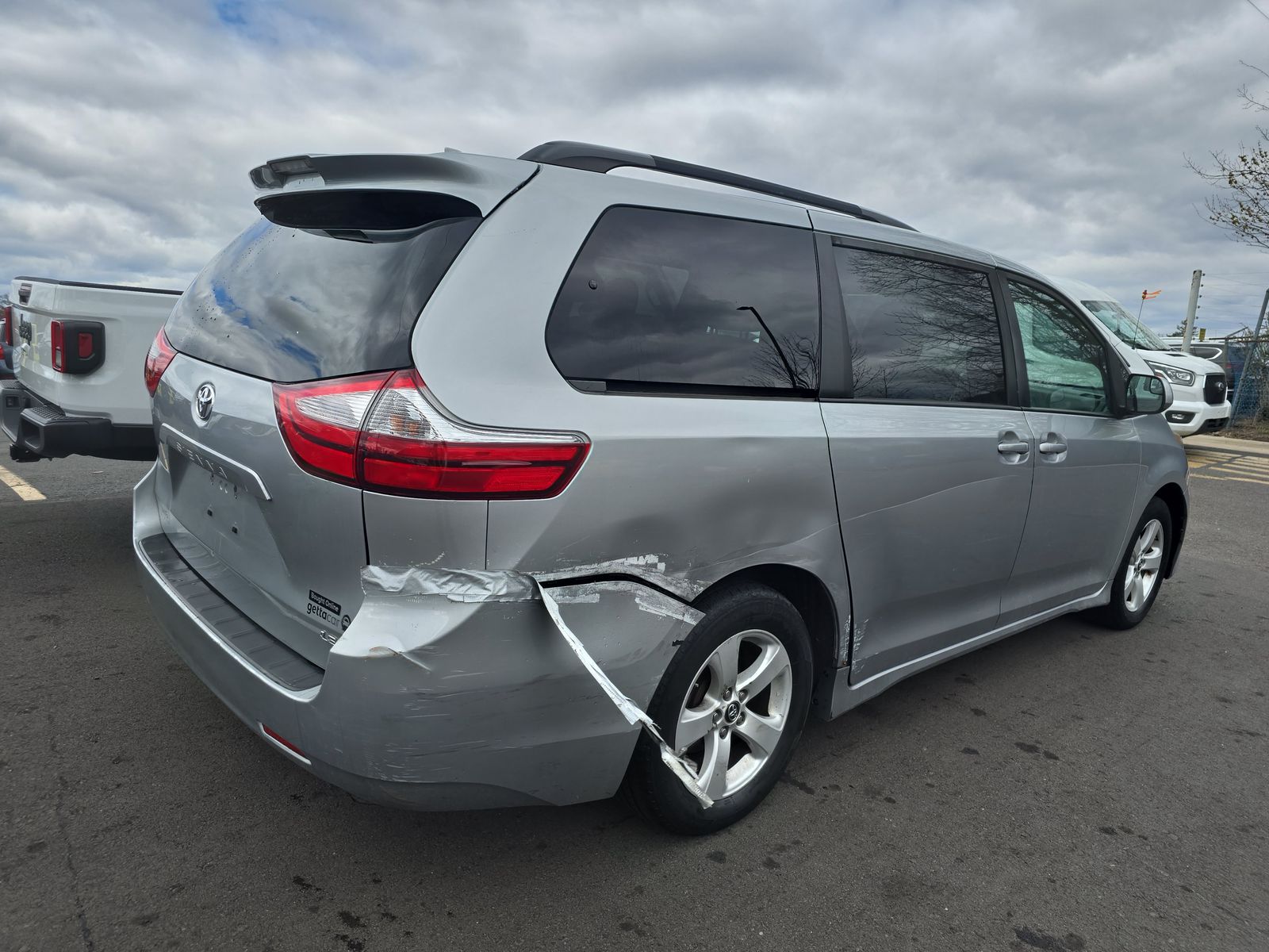 2019 Toyota Sienna LE FWD
