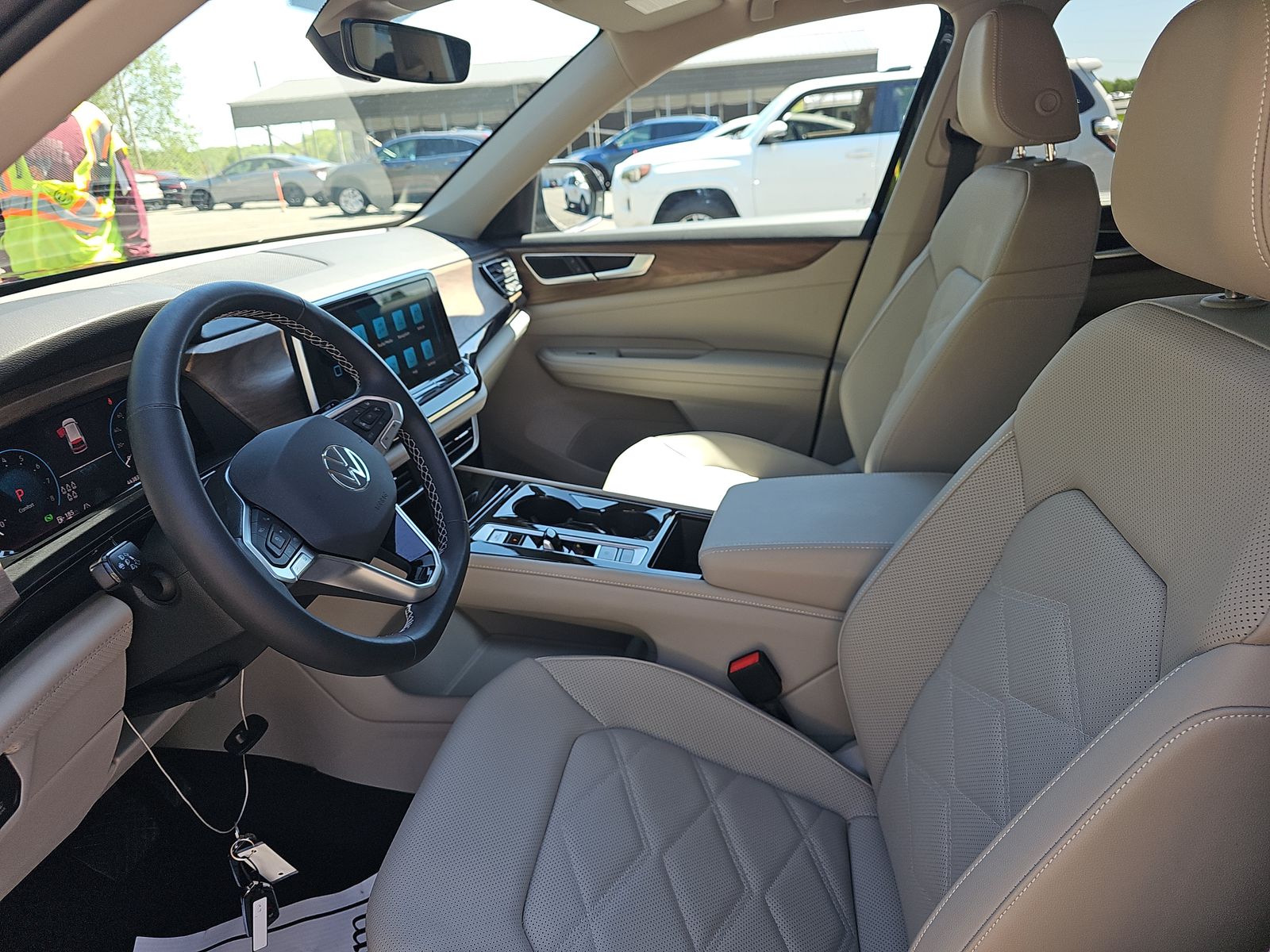 2024 Volkswagen Atlas 2.0T SE AWD