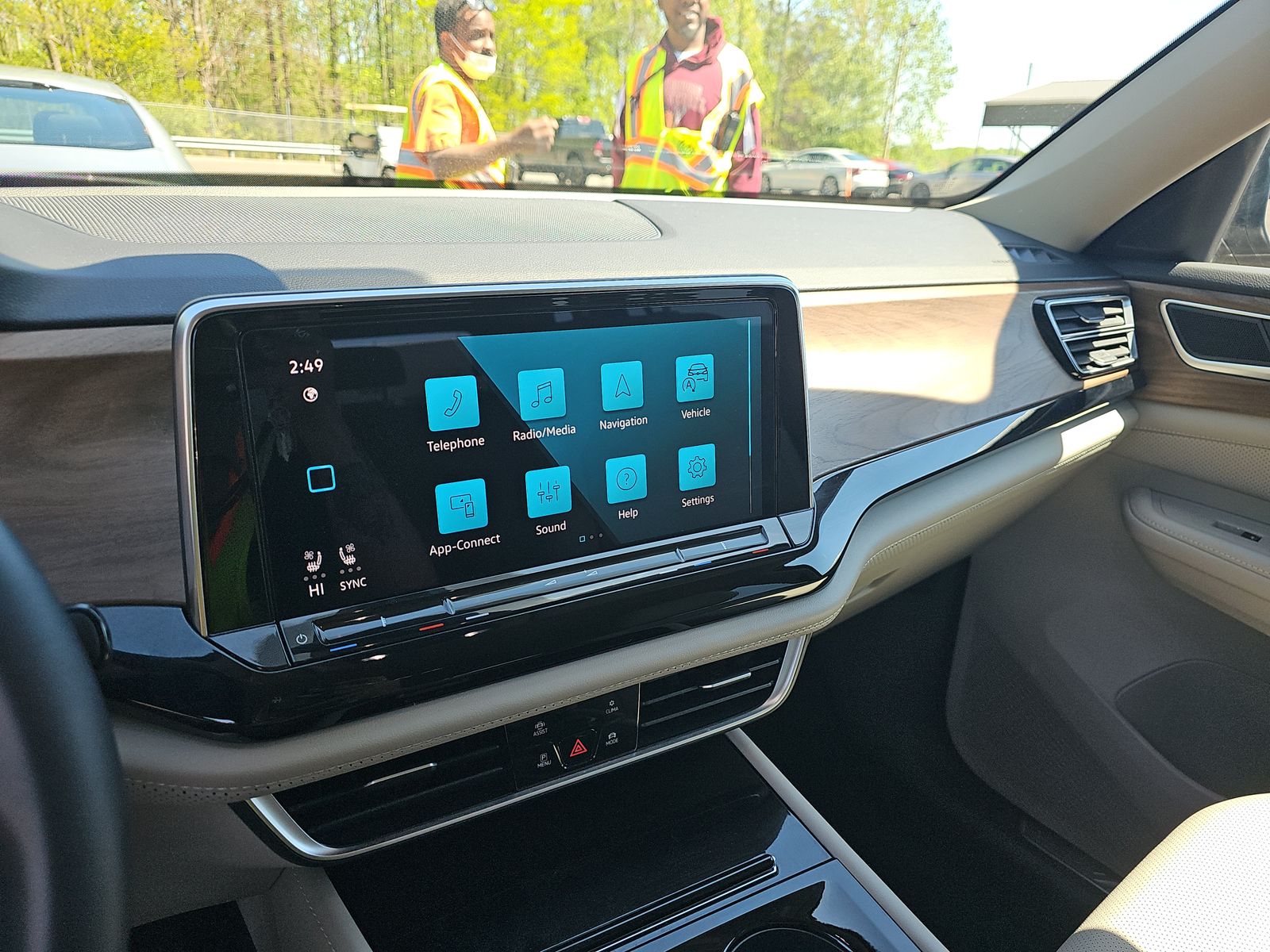 2024 Volkswagen Atlas 2.0T SE AWD