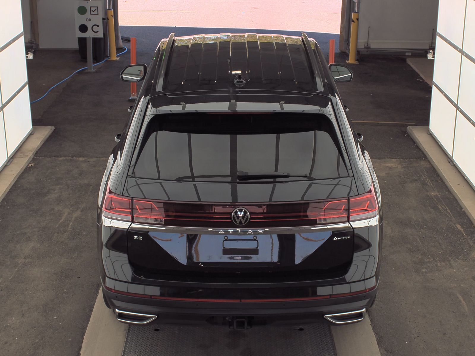 2024 Volkswagen Atlas 2.0T SE AWD