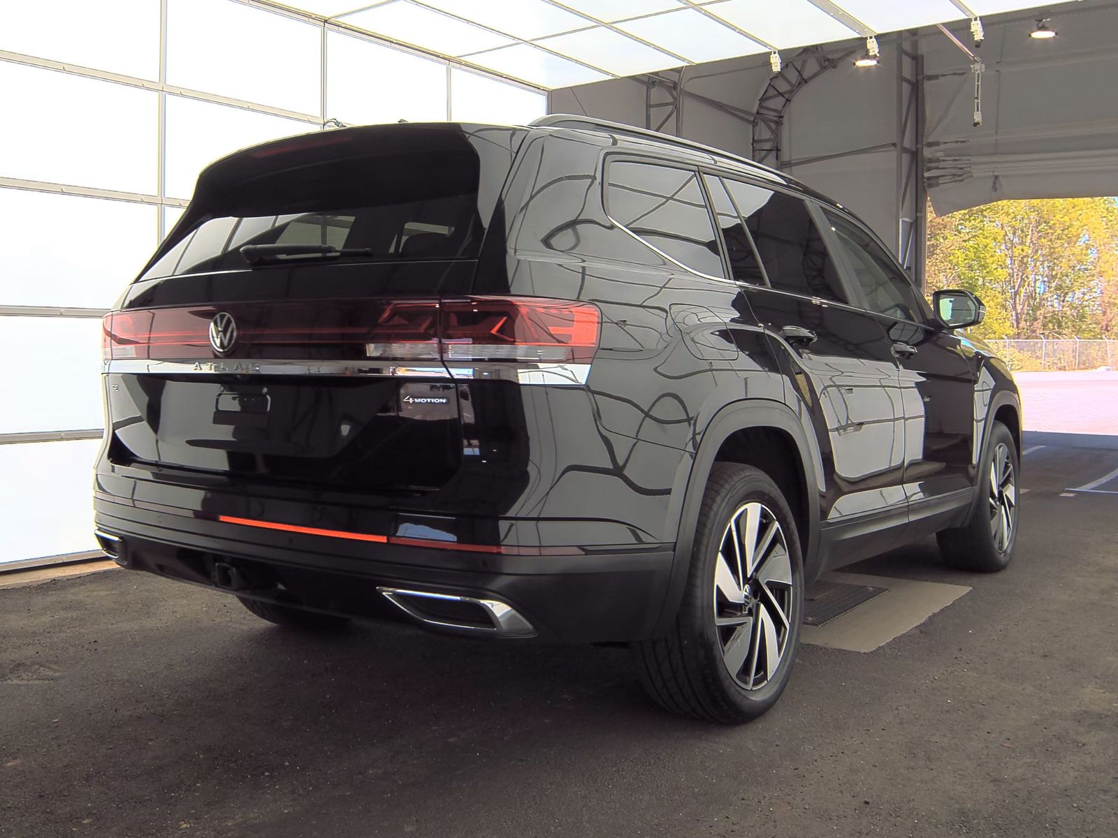 2024 Volkswagen Atlas 2.0T SE AWD