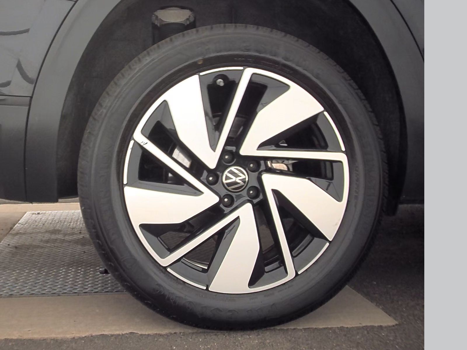 2024 Volkswagen Atlas 2.0T SE AWD