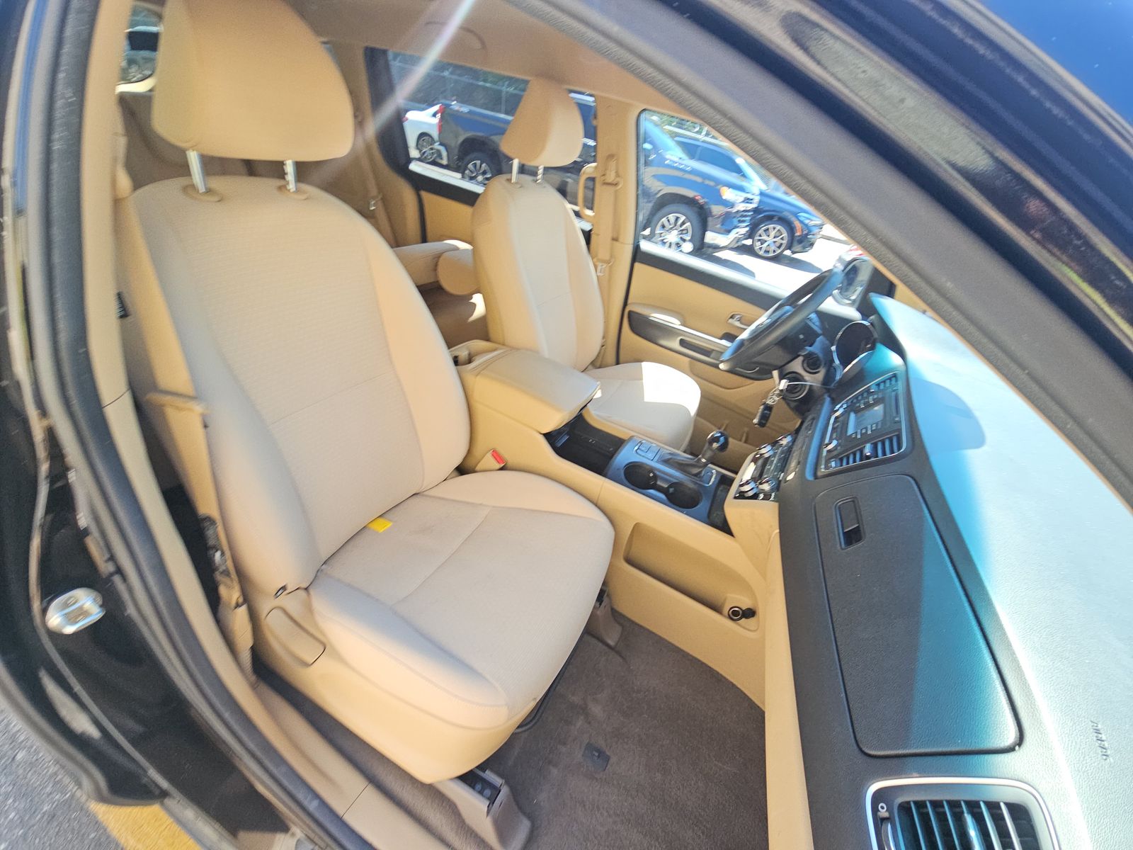 2016 Kia Sedona LX FWD