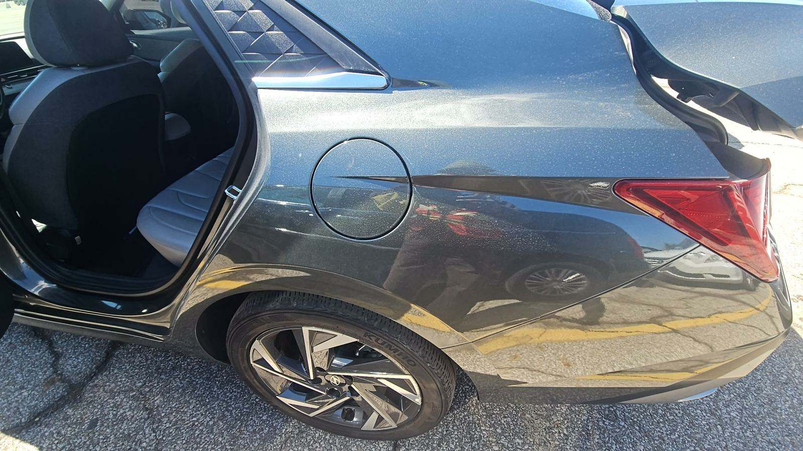 2024 Hyundai Elantra Limited FWD
