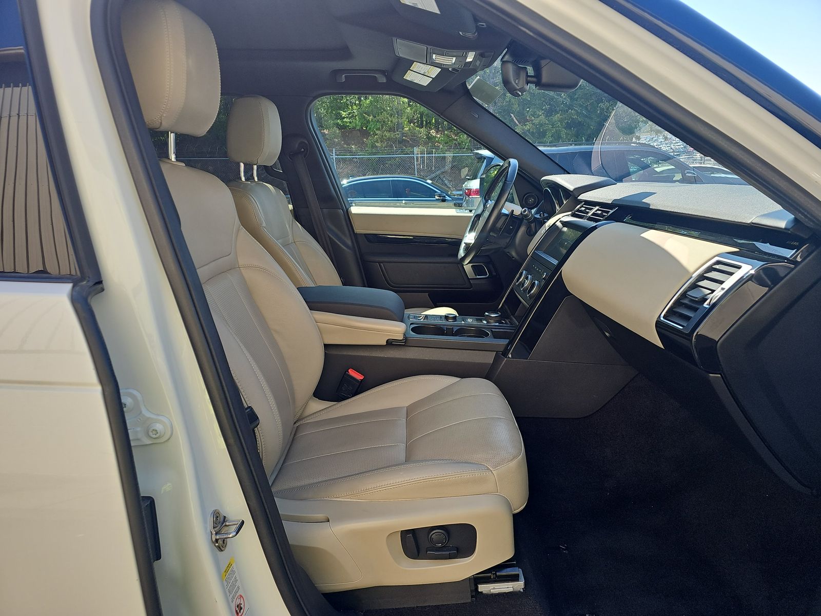 2018 Land Rover Discovery SE AWD